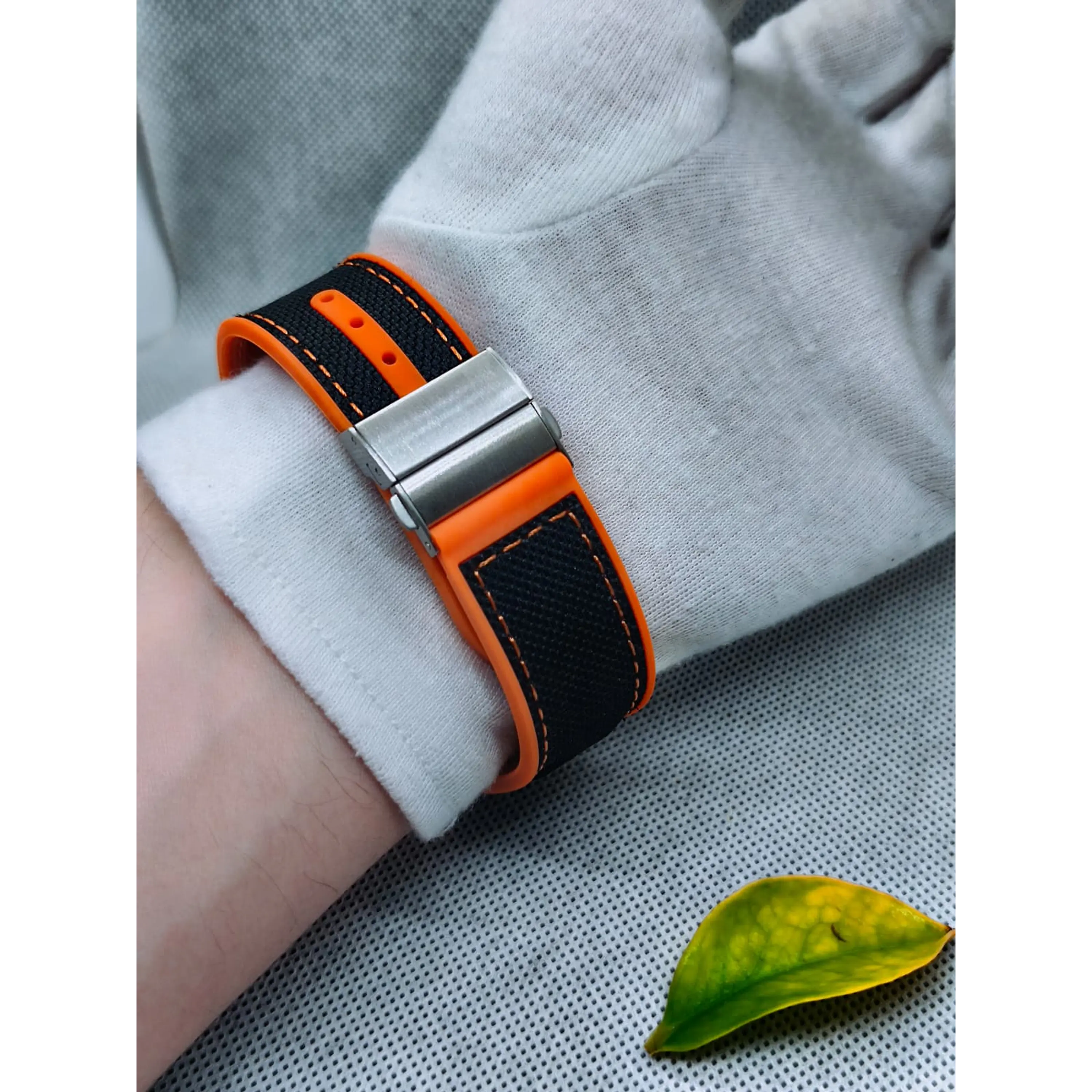 Relógio Quartz Masculino em Aço Inóxidável 316L e Silicone Reforçado.  4
