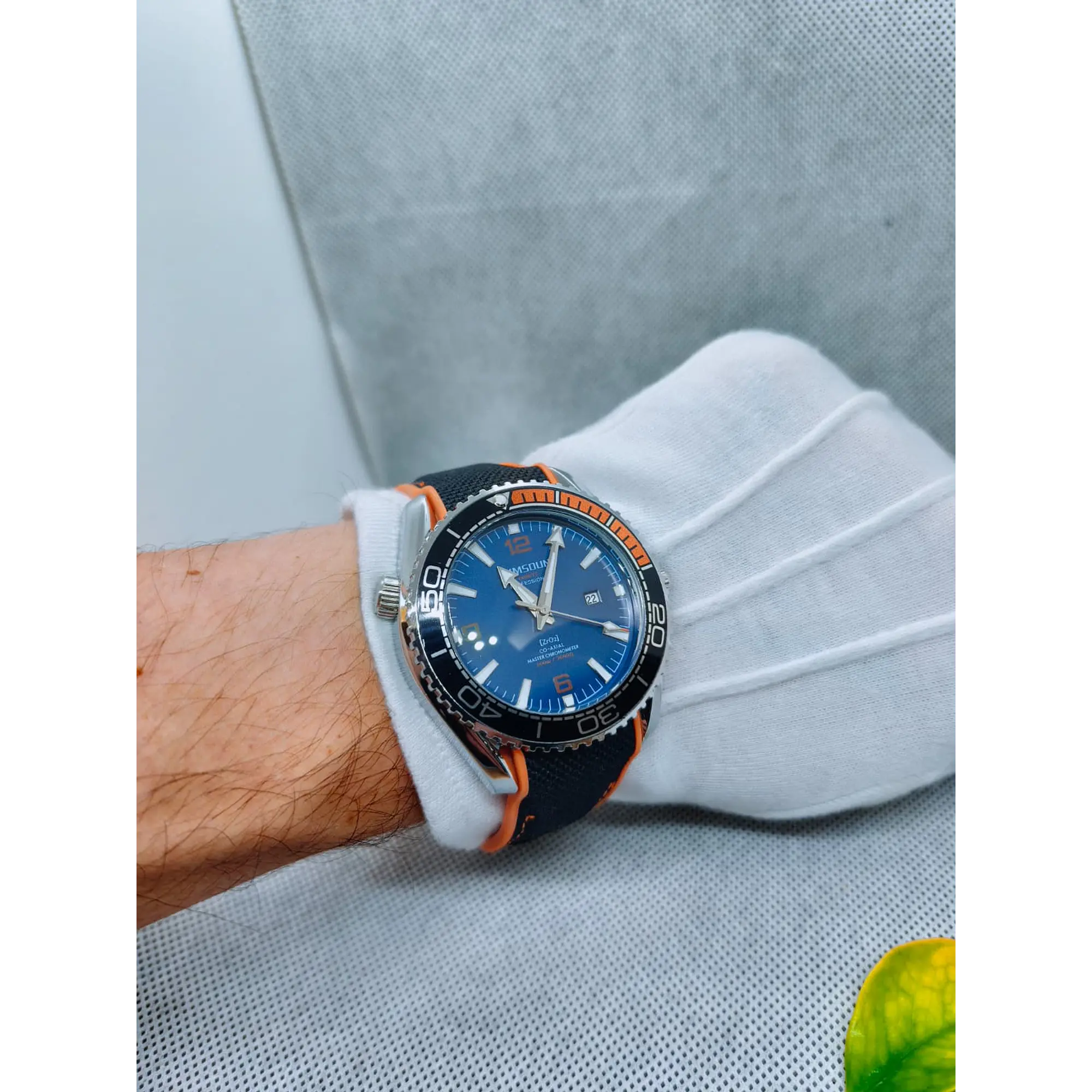 Relógio Quartz Masculino em Aço Inóxidável 316L e Silicone Reforçado.  6