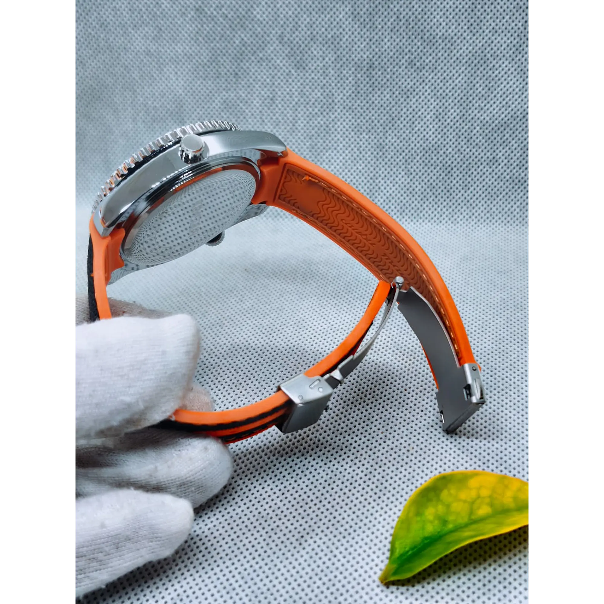 Relógio Quartz Masculino em Aço Inóxidável 316L e Silicone Reforçado.  9