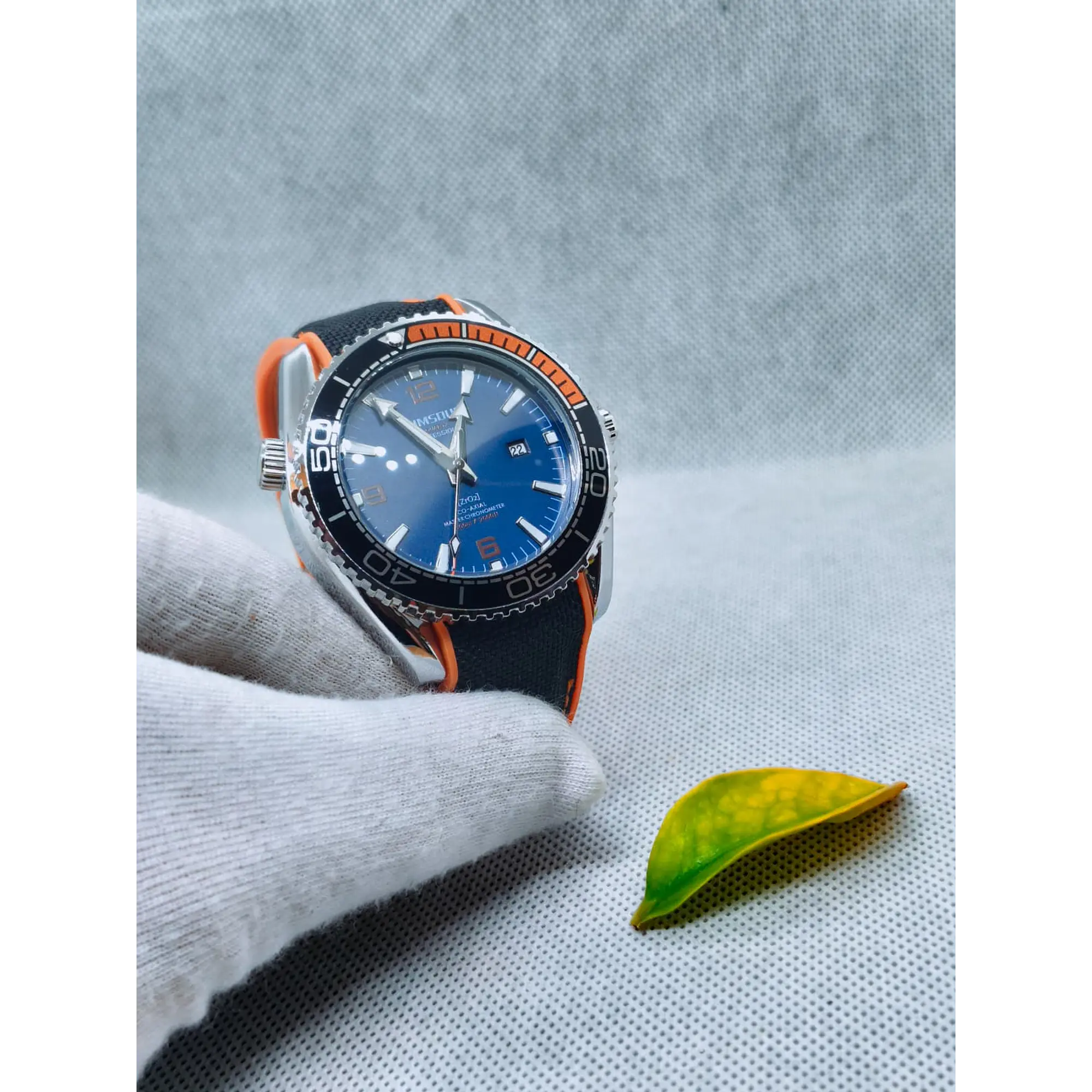 Relógio Quartz Masculino em Aço Inóxidável 316L e Silicone Reforçado.  13