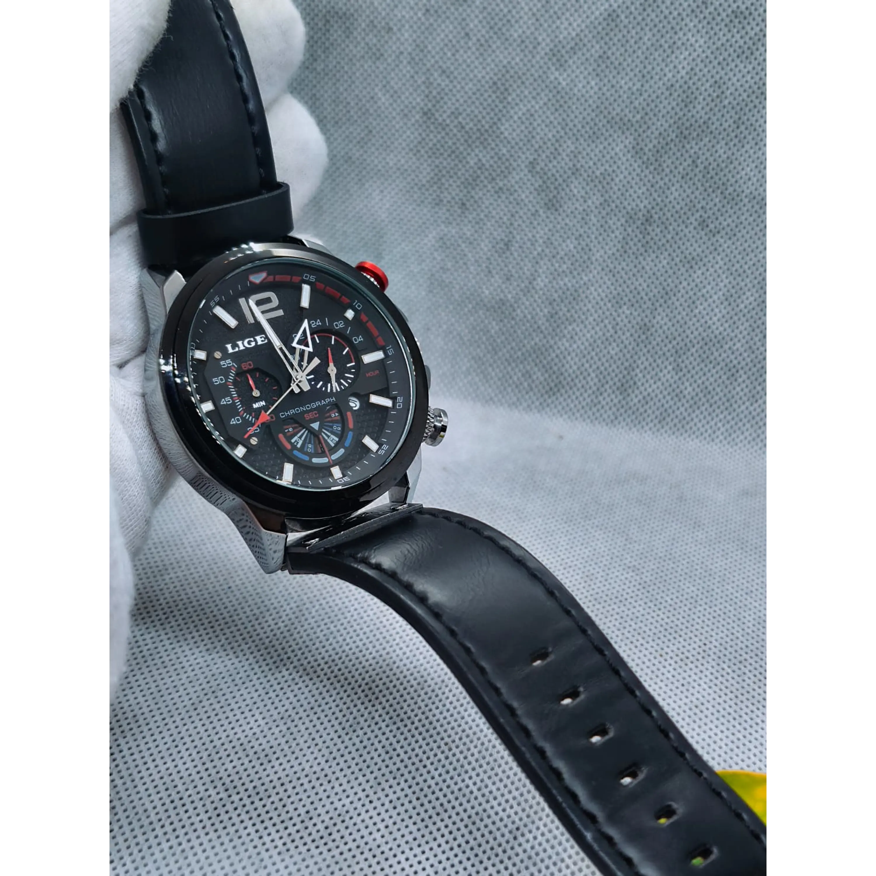 Men's Quartz Watch in Stainless Steel and Leather - Vintage Motard 1