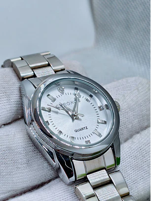 Relógio Feminino Prateado e Branco CHRONOS