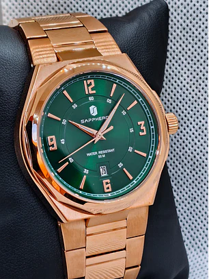 Relógio dourado e verde em aço inoxidável Sapphero - Excelente condição.