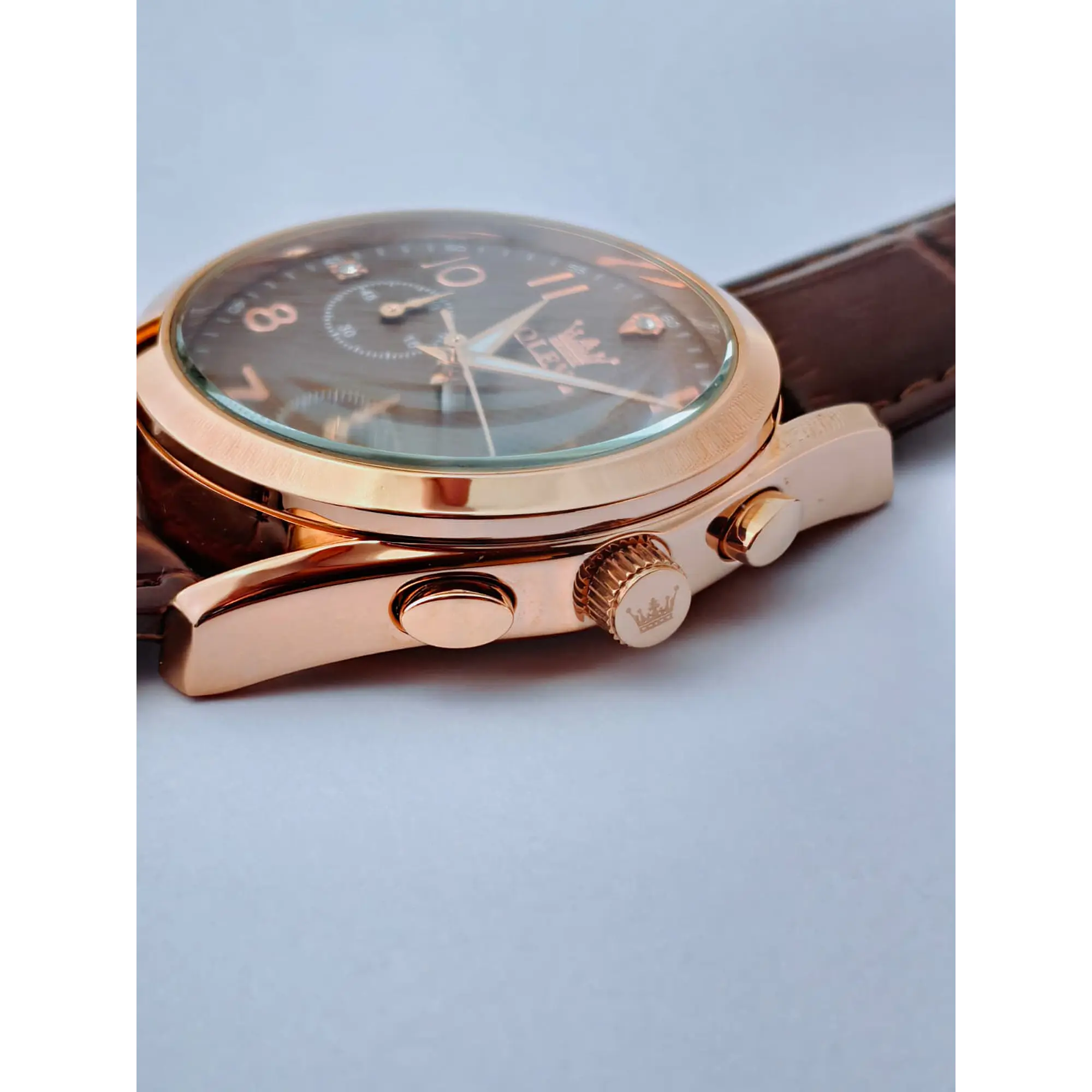 Montre chronographe vintage Brown Inspector par OLEVS 6