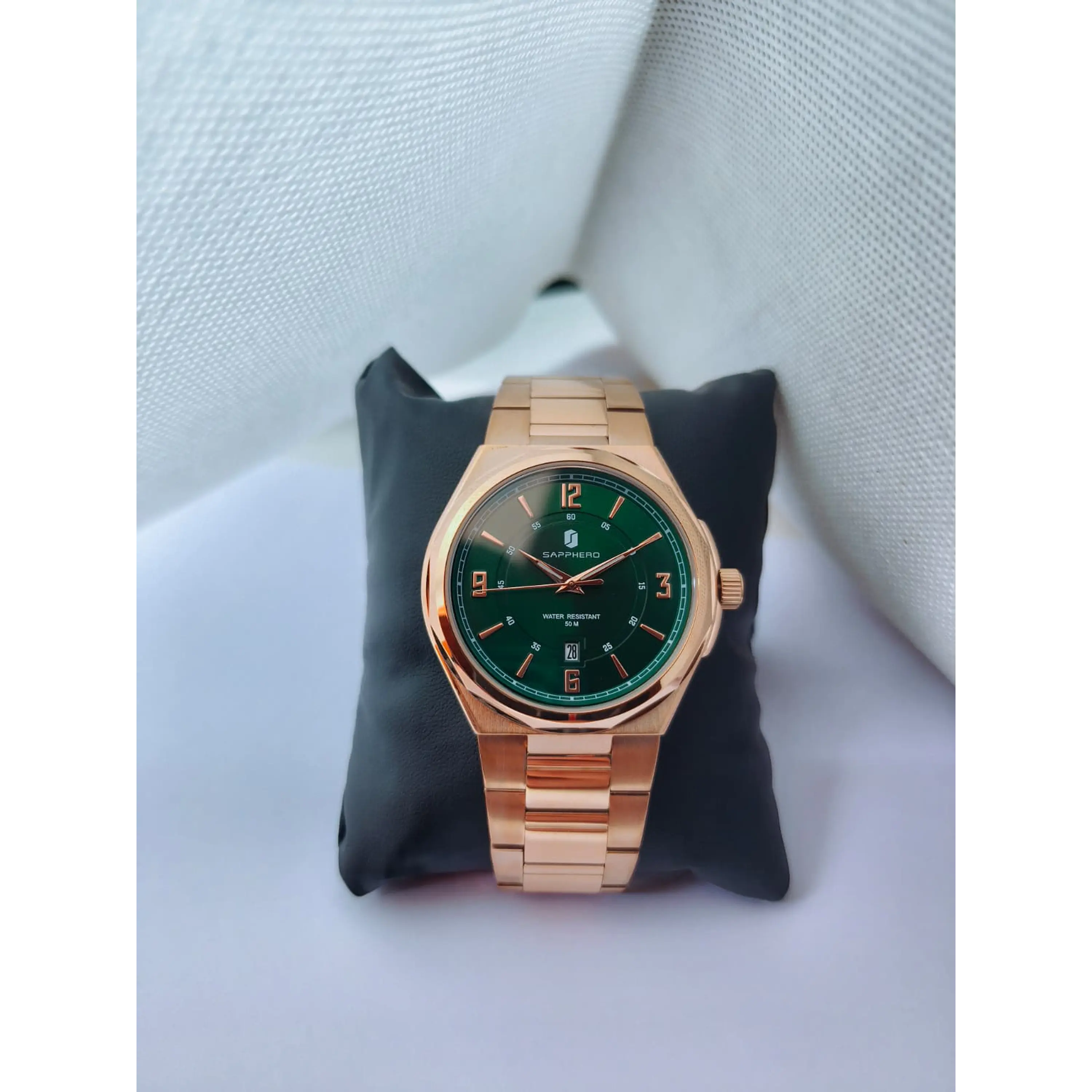 Relógio dourado e verde em aço inoxidável Sapphero - Excelente condição. 17