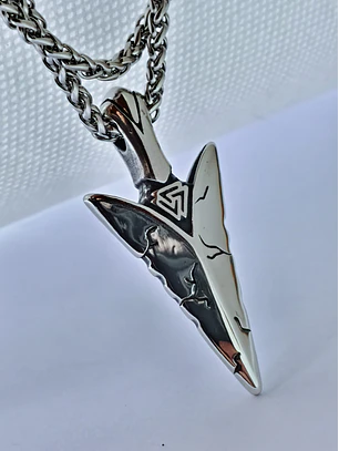 🔱 Colar Masculino de Ponta de Flecha Viking em Aço Inoxidável.