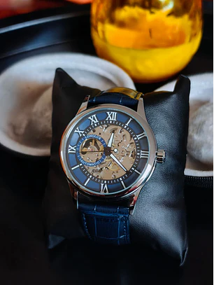 Relógio Automático Skelleton Azul - Excelente Estado.