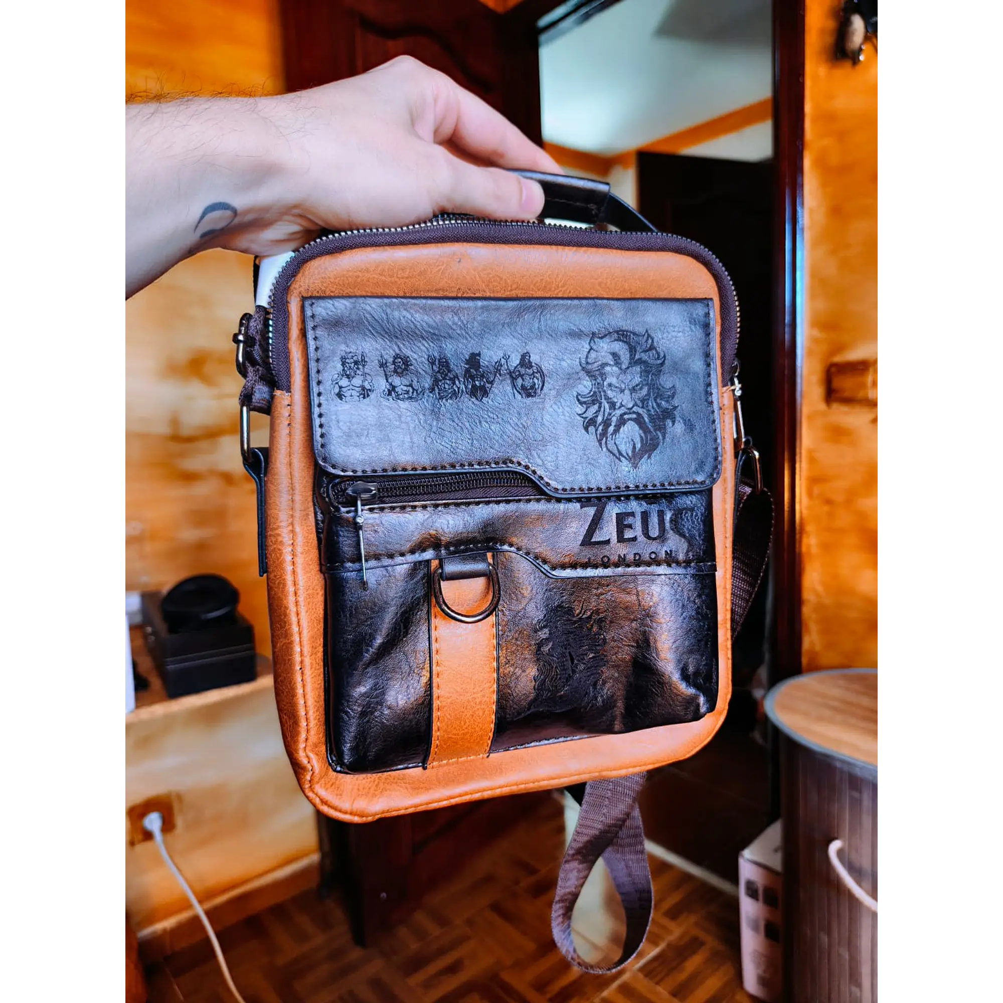 Sac bandoulière pour homme ZEUS London – Similicuir marron 1