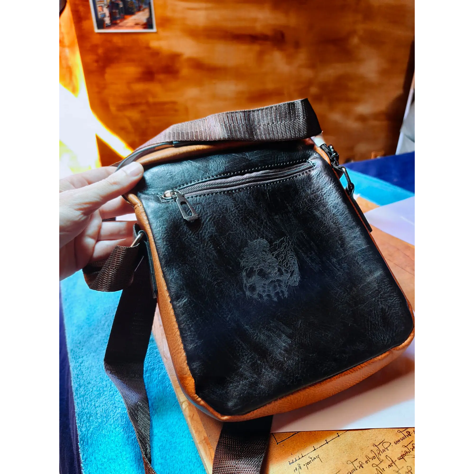 Sac bandoulière pour homme ZEUS London – Similicuir marron 11