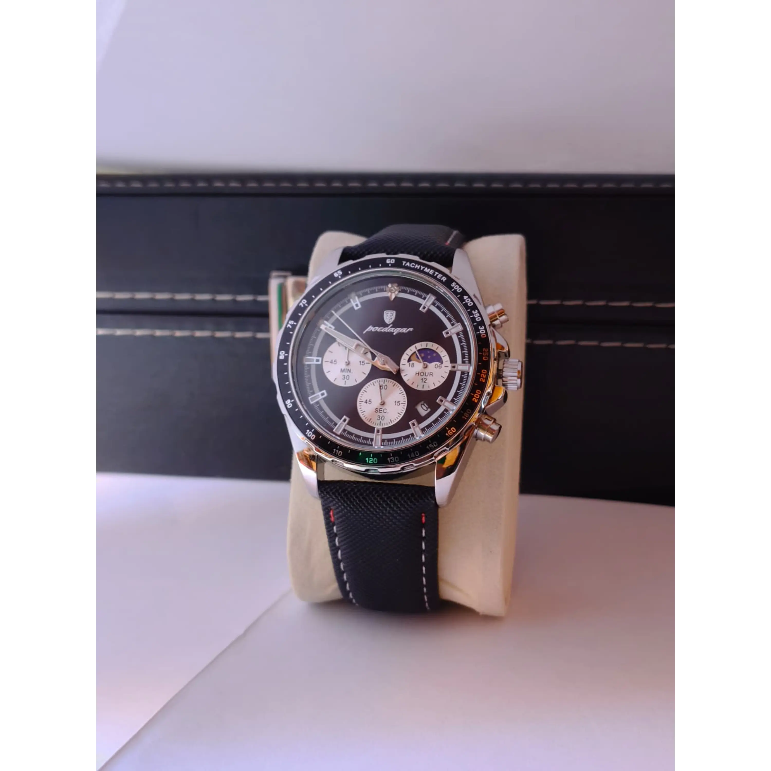 Relógio Chronograph Masculino Poedagar – Design Esportivo, Fase Lunar e Resistência à Água 3ATM 5
