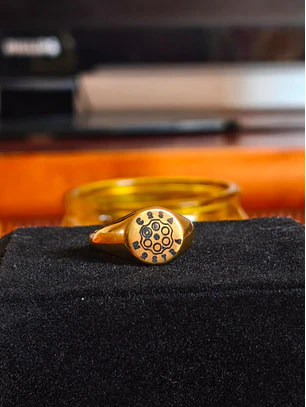 Anel de Sinete Dourado 
