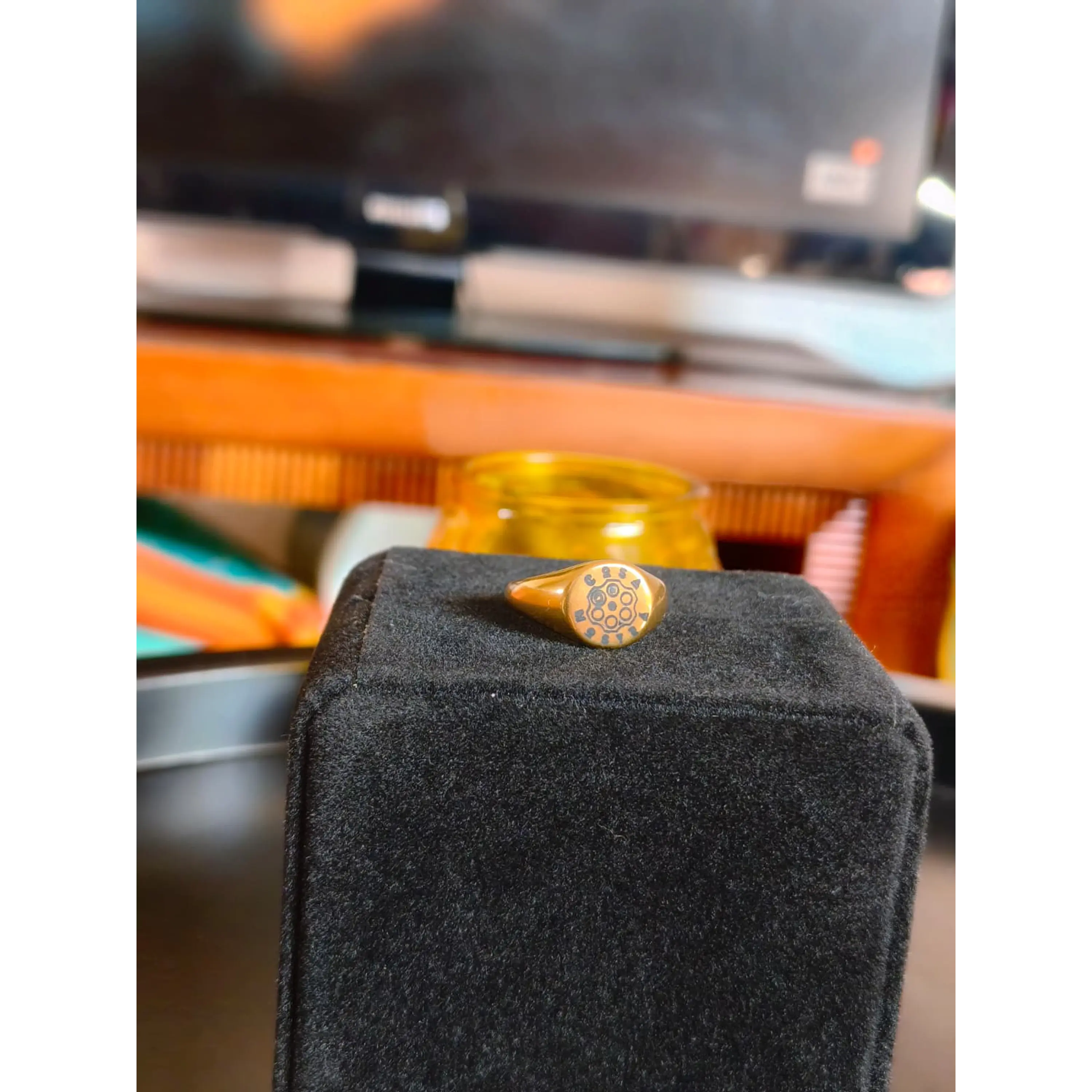 Anel de Sinete Dourado 