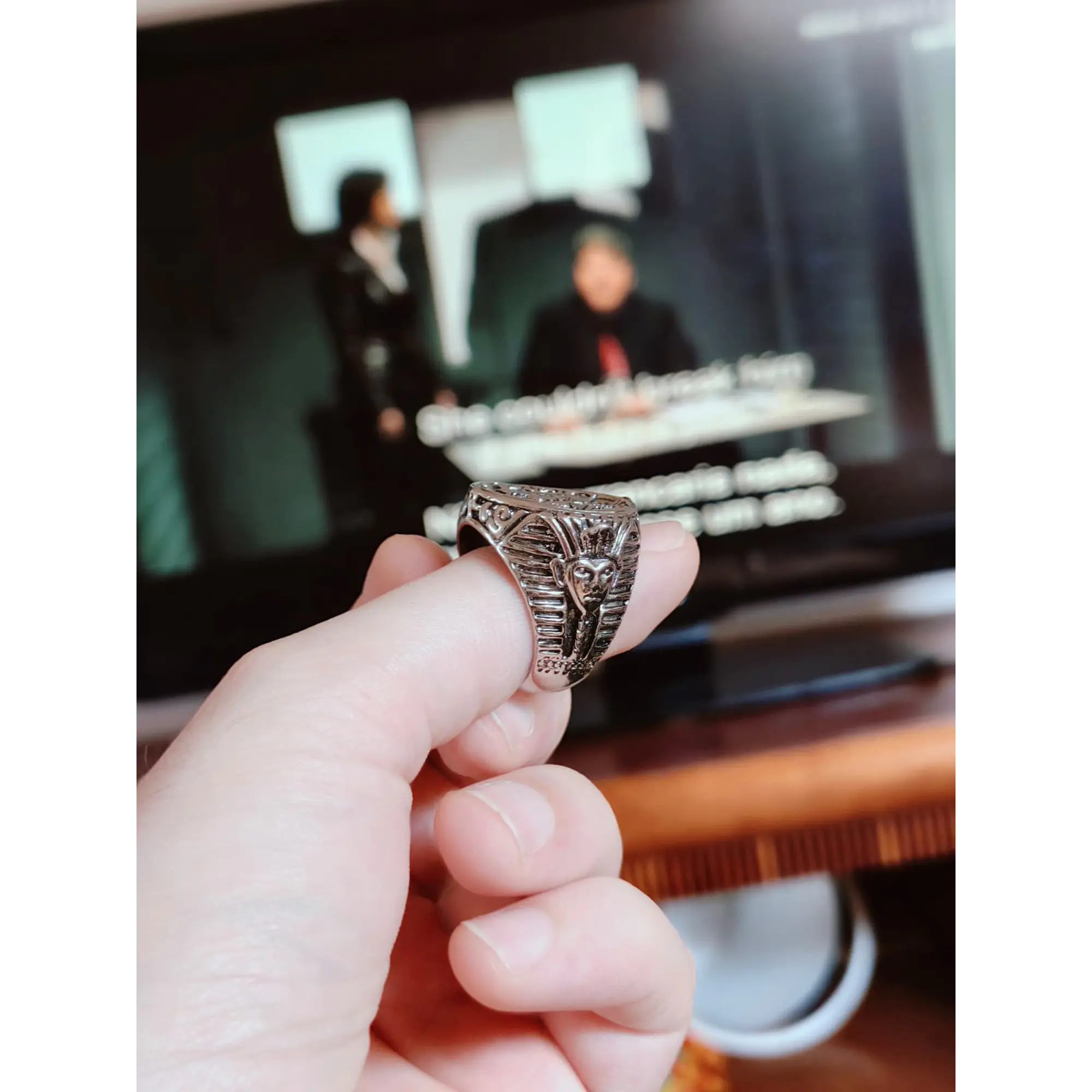 Bague flèche égyptienne vintage – Détail de pharaon et de pièce mythologique (argent vieilli) 6