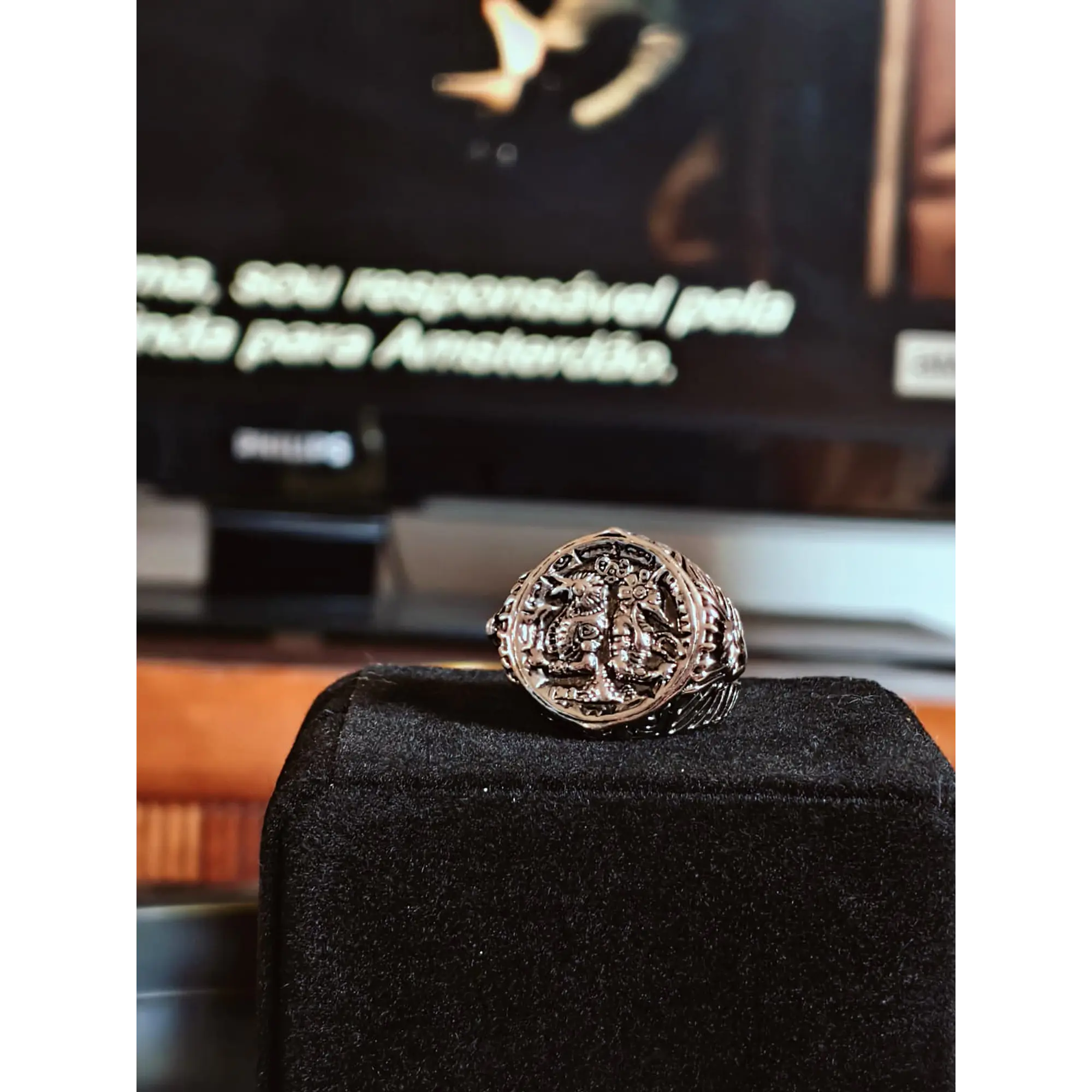 Bague flèche égyptienne vintage – Détail de pharaon et de pièce mythologique (argent vieilli) 4