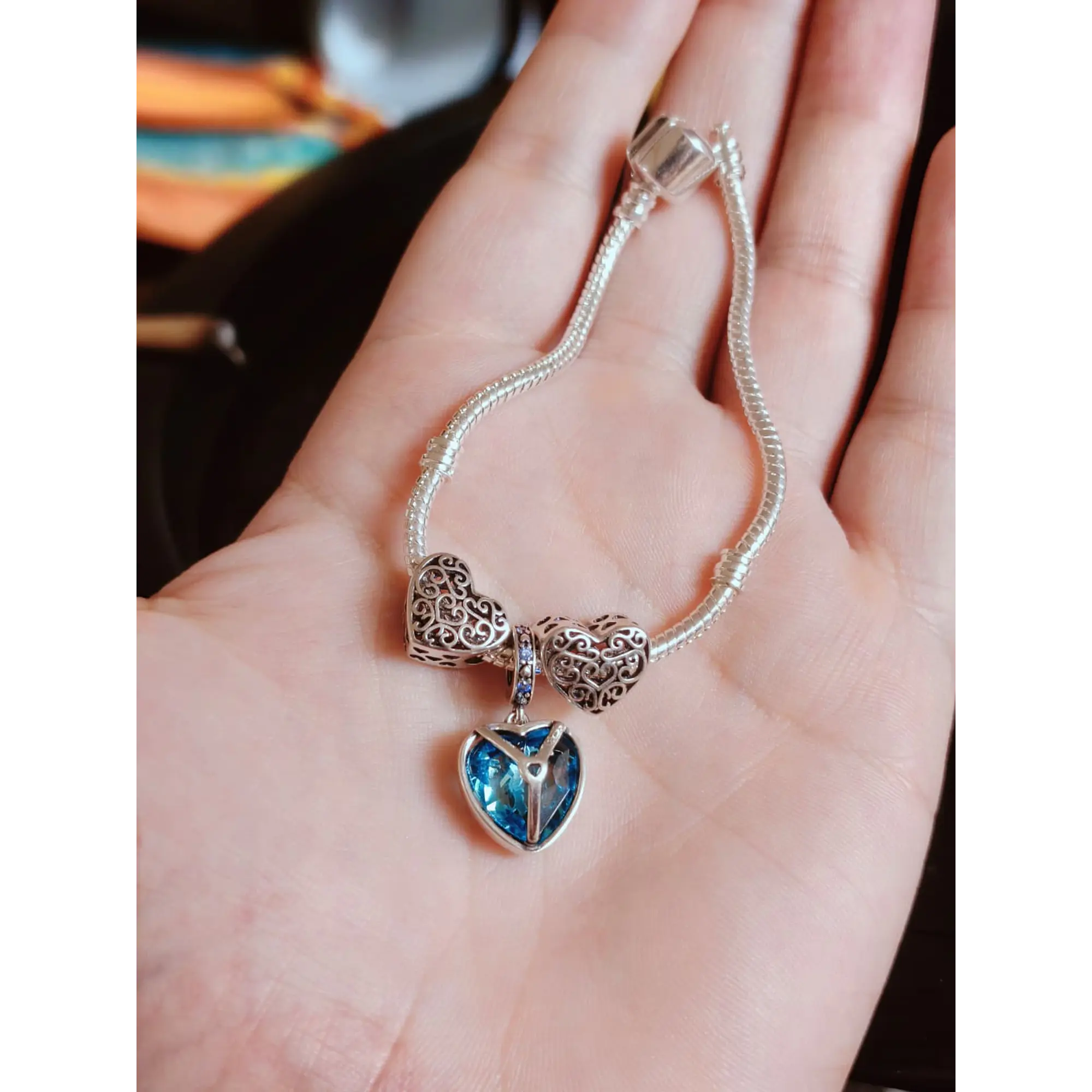 Pulseira de Prata com Charms Coração e Pendente Cristal Azul 5