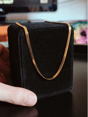 Corrente dourada Malha Cobra: Elegância e Brilho para Qualquer Ocasião