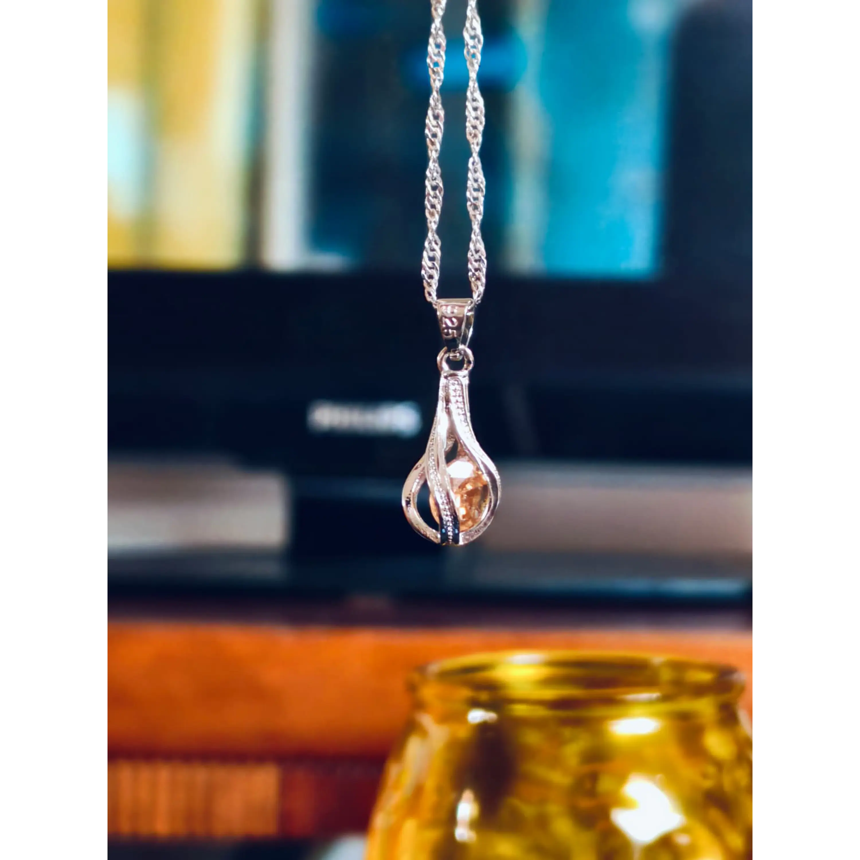 Ensemble de bijoux en argent : collier et boucles d'oreilles avec gouttes de cristal ambré 4