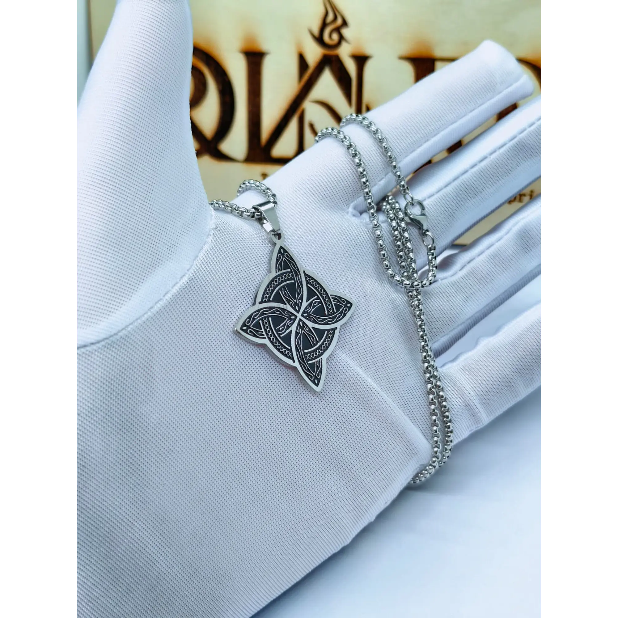 Stainless Steel Witch Knot Necklace - Celtic Protection Amulet 3