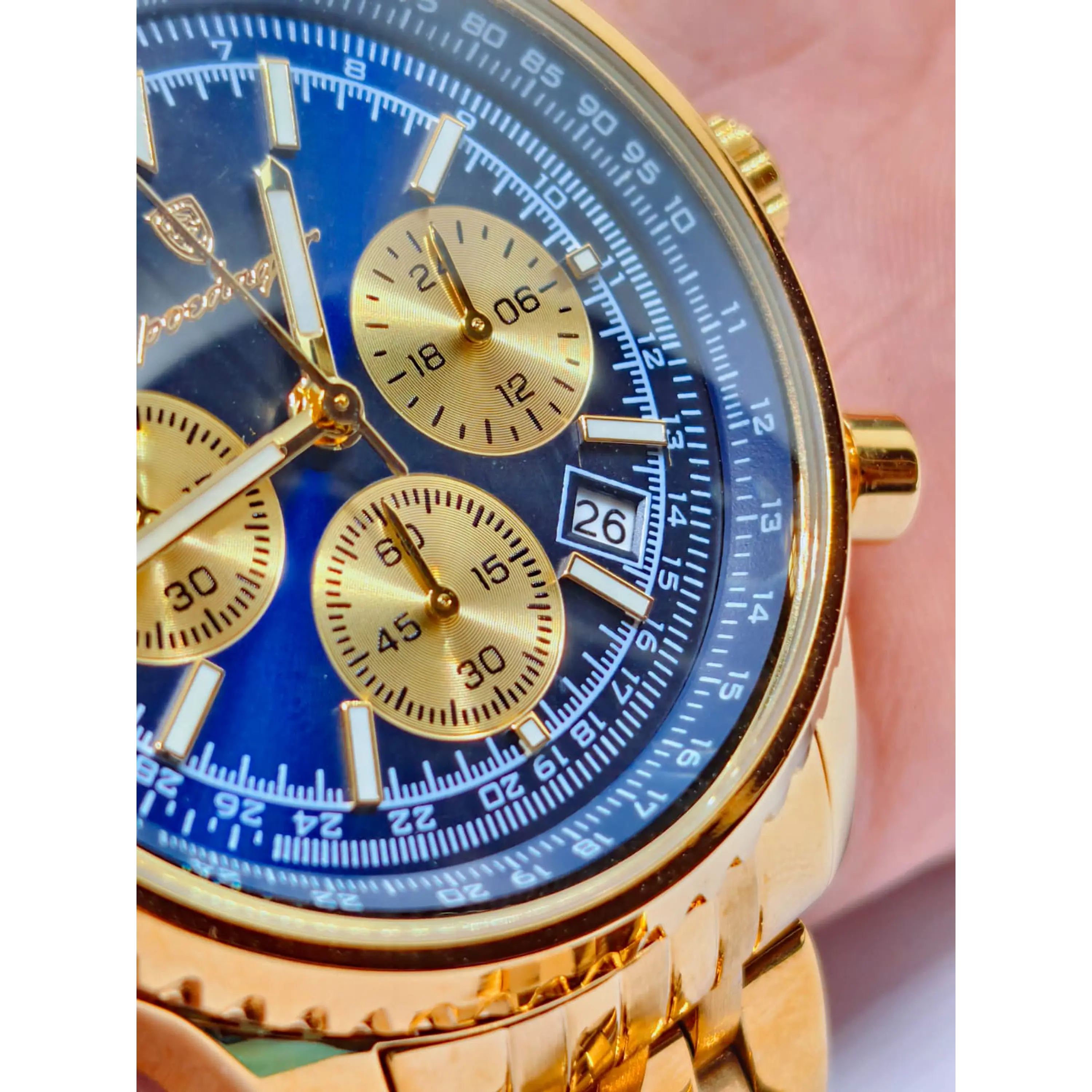 Montre chronographe pour homme en or avec cadran bleu 2