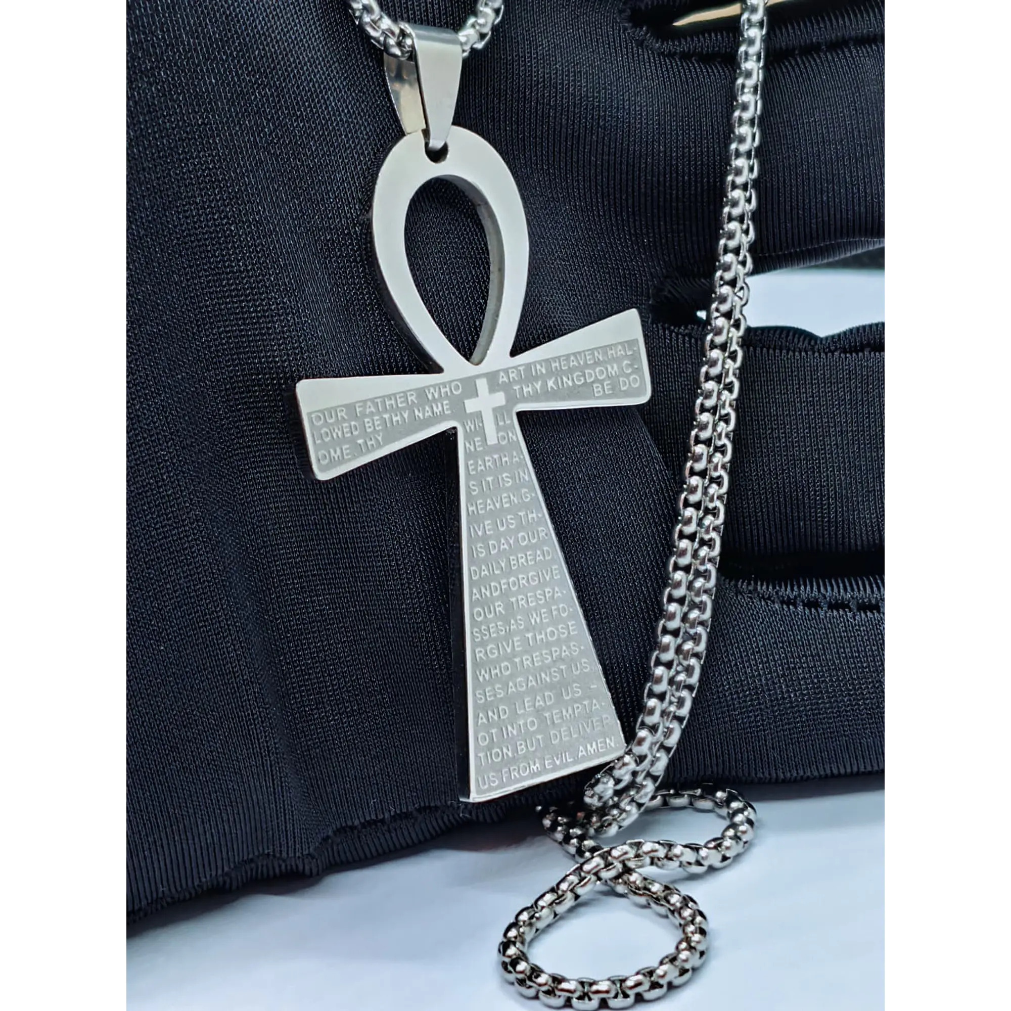 Colar Cruz Ankh em Aço Inoxidável com Oração do Pai Nosso Gravada 1