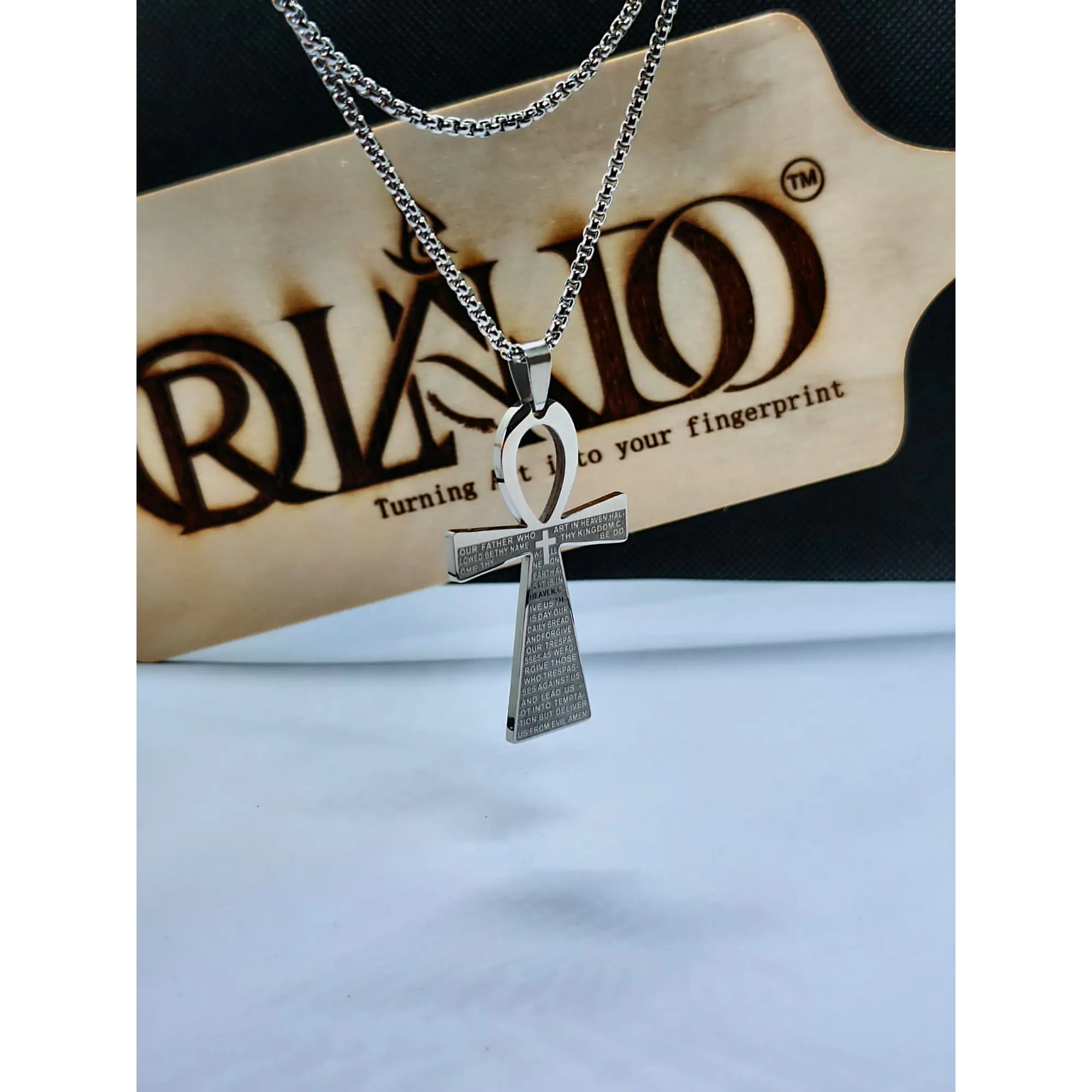 Colar Cruz Ankh em Aço Inoxidável com Oração do Pai Nosso Gravada 7