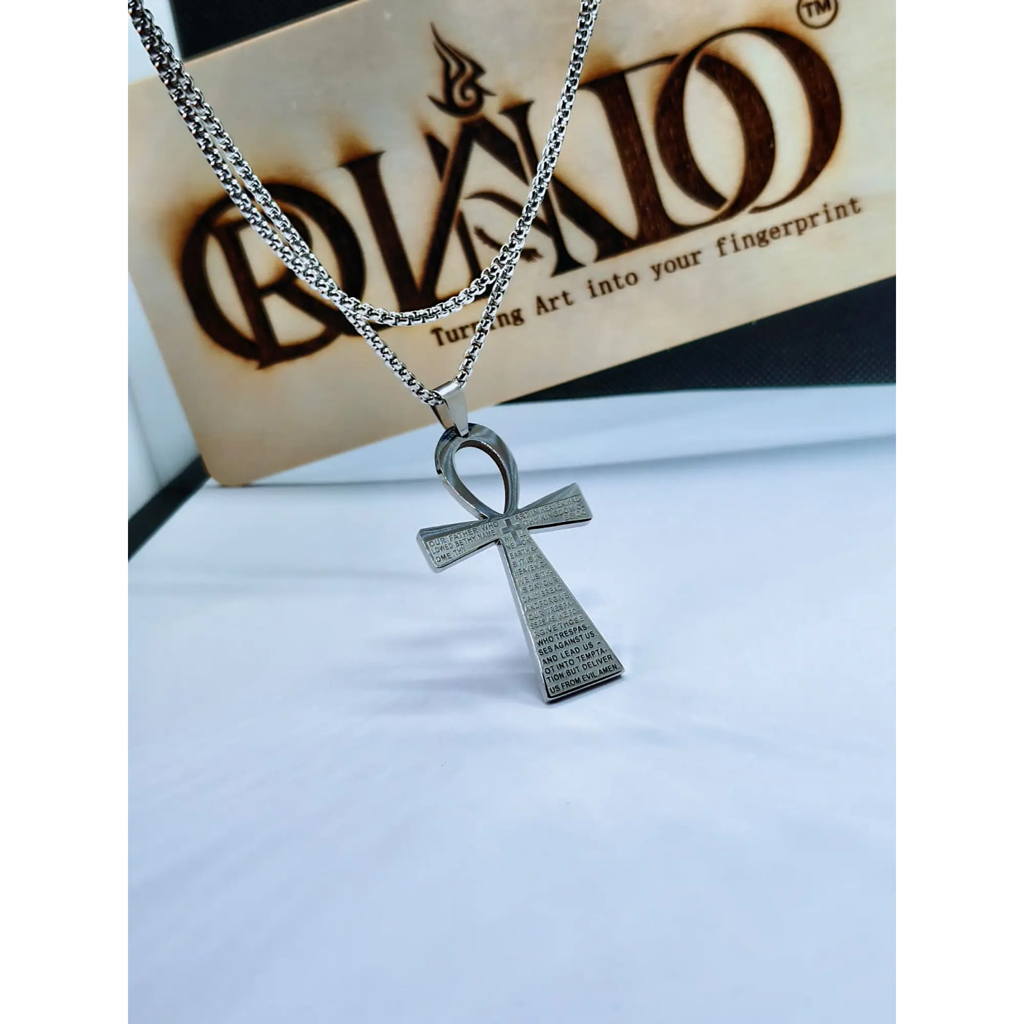 Colar Cruz Ankh em Aço Inoxidável com Oração do Pai Nosso Gravada 8