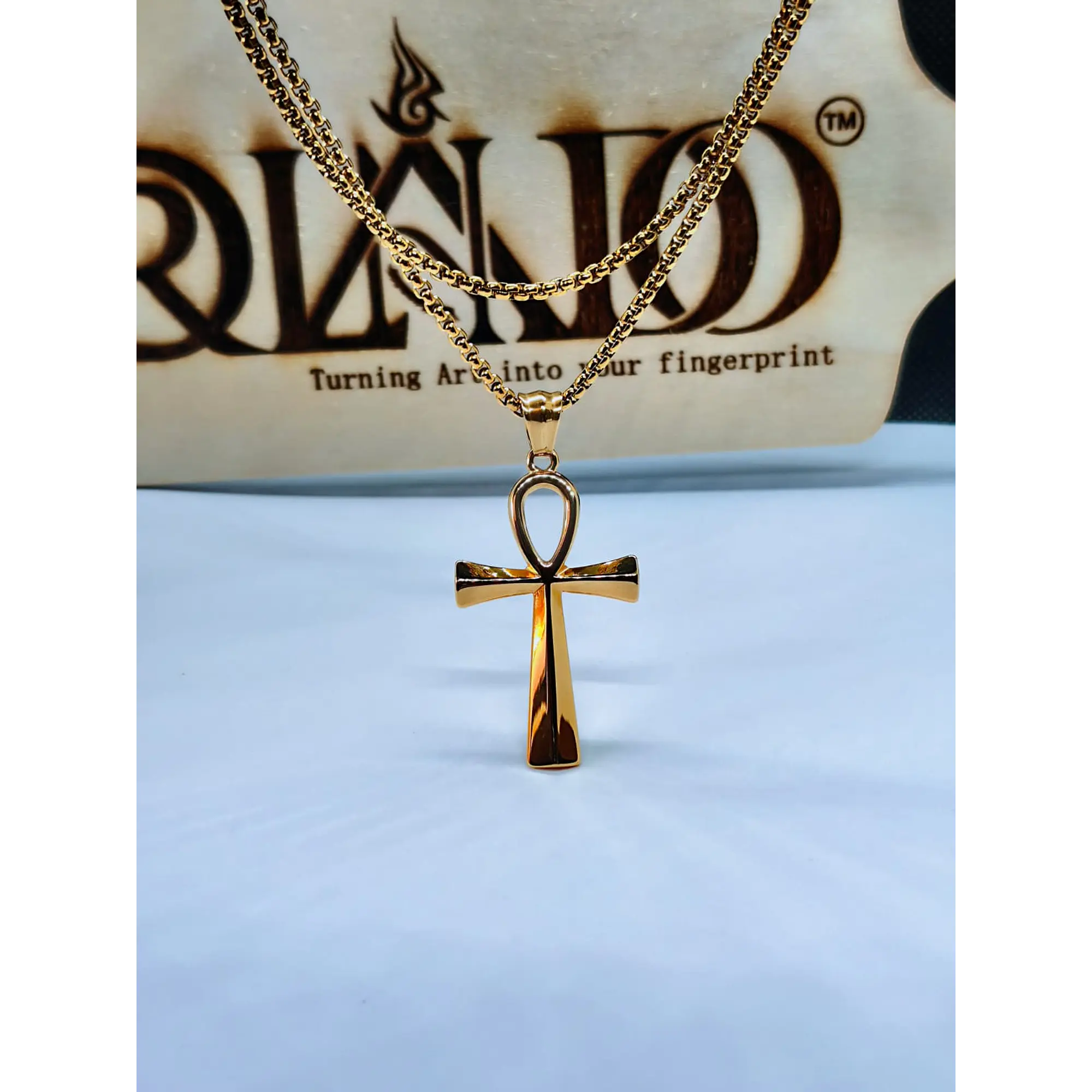 Colar com Pendente Cruz Ankh em Aço Inoxidável Dourado – Chave da Vida Egípci 8