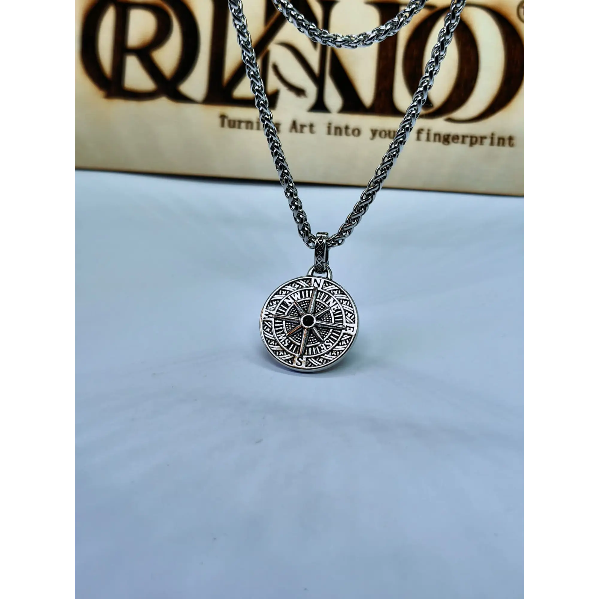 Colar Masculino com Pingente de Bússola em Aço Inoxidável – Estilo Vintage 6