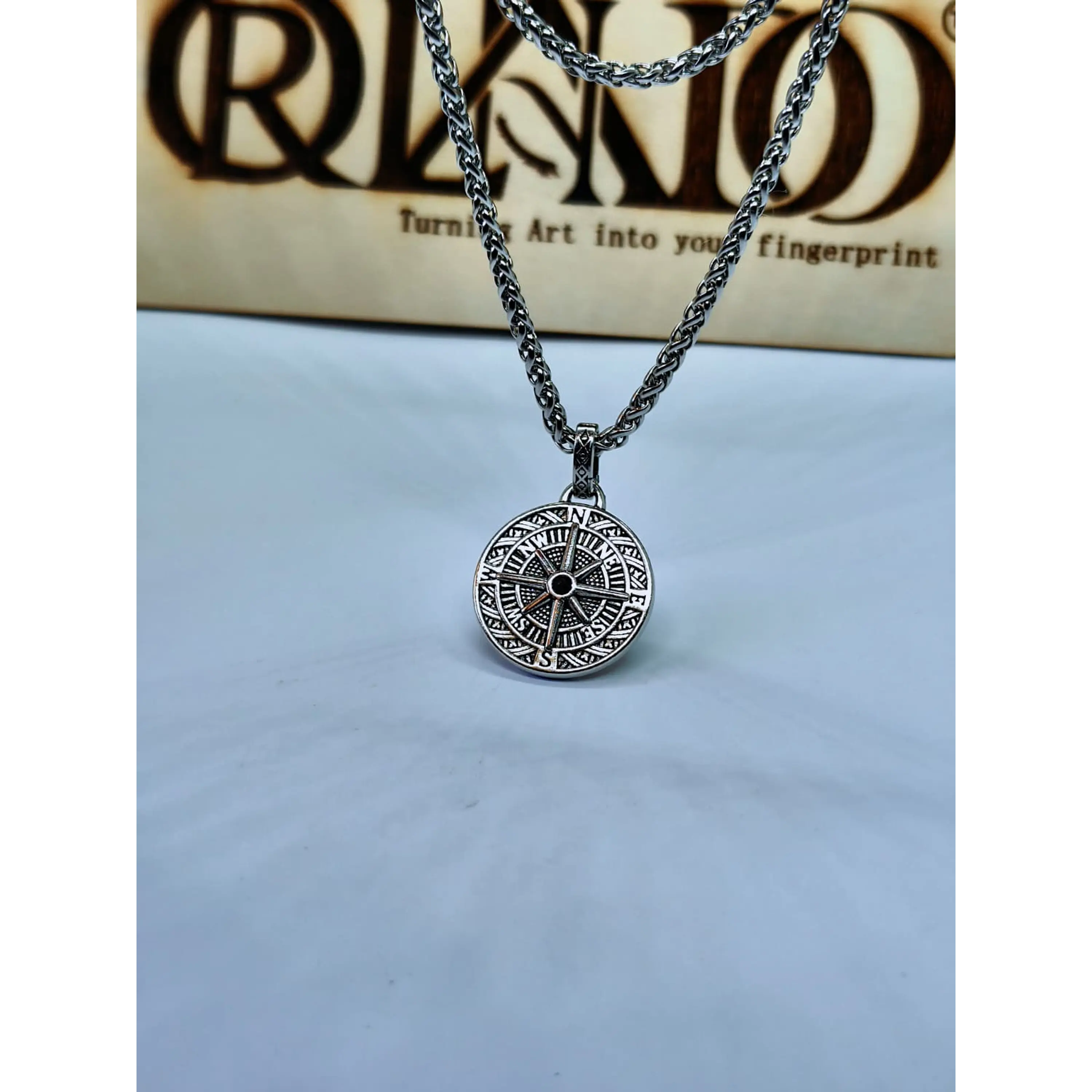 Colar Masculino com Pingente de Bússola em Aço Inoxidável – Estilo Vintage 6