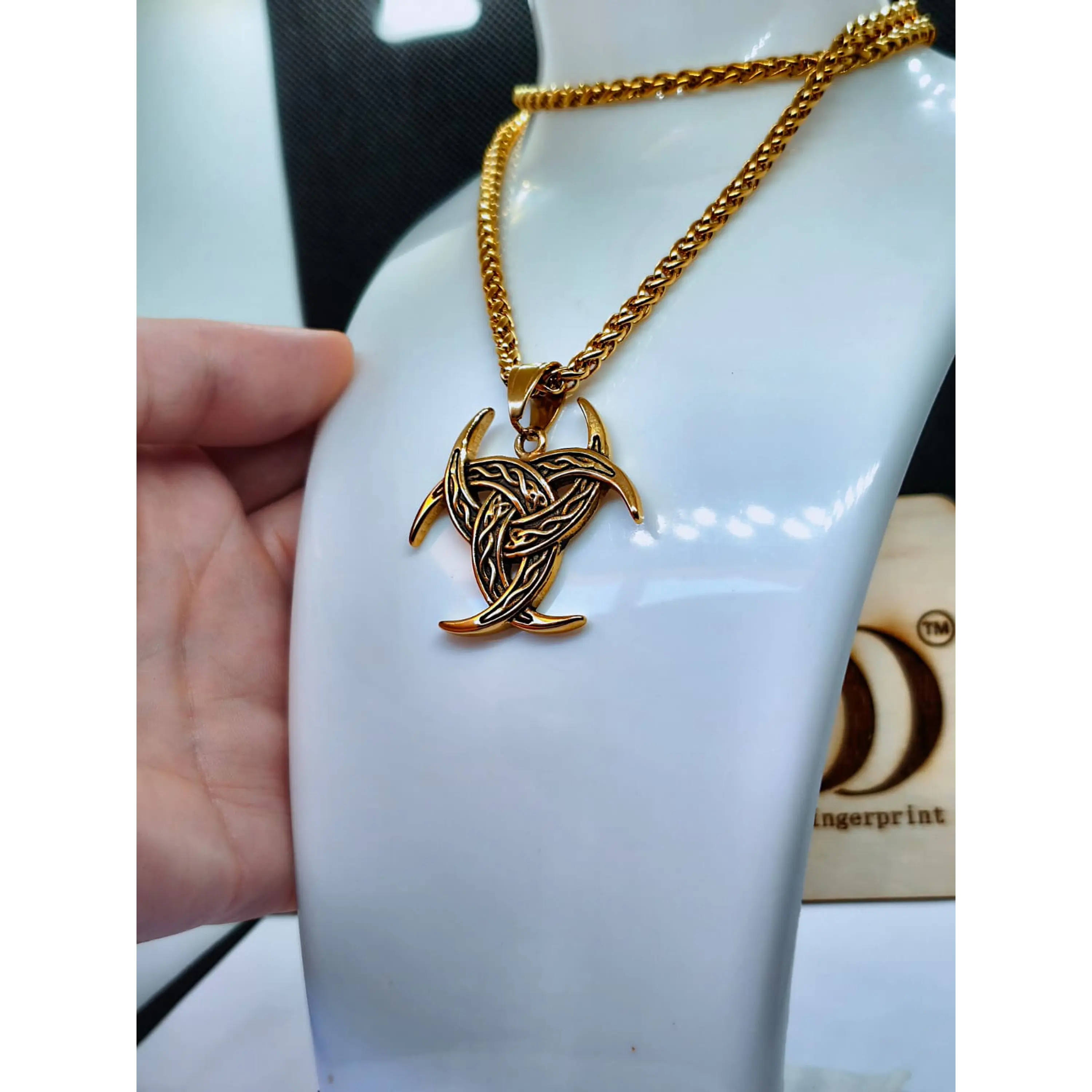 Colar Masculino Viking Triskelion Dourado – Pendente Mitologia Nórdica 5