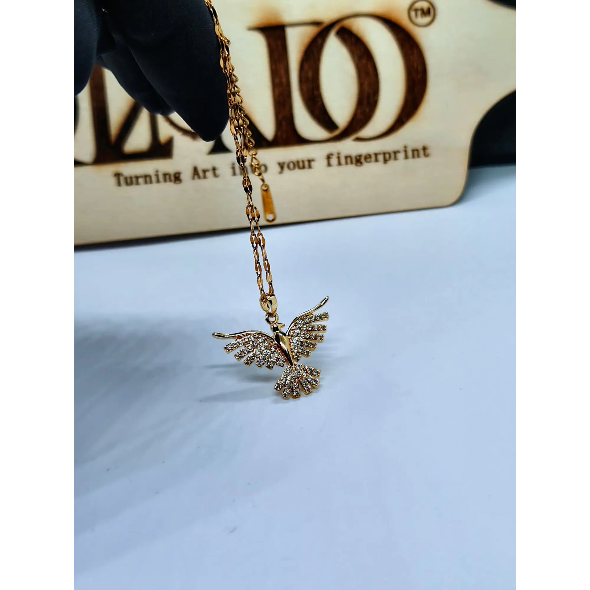 Colar Espírito Santo em Ouro (Pendente Ave Cravejado com Zircónias) 5