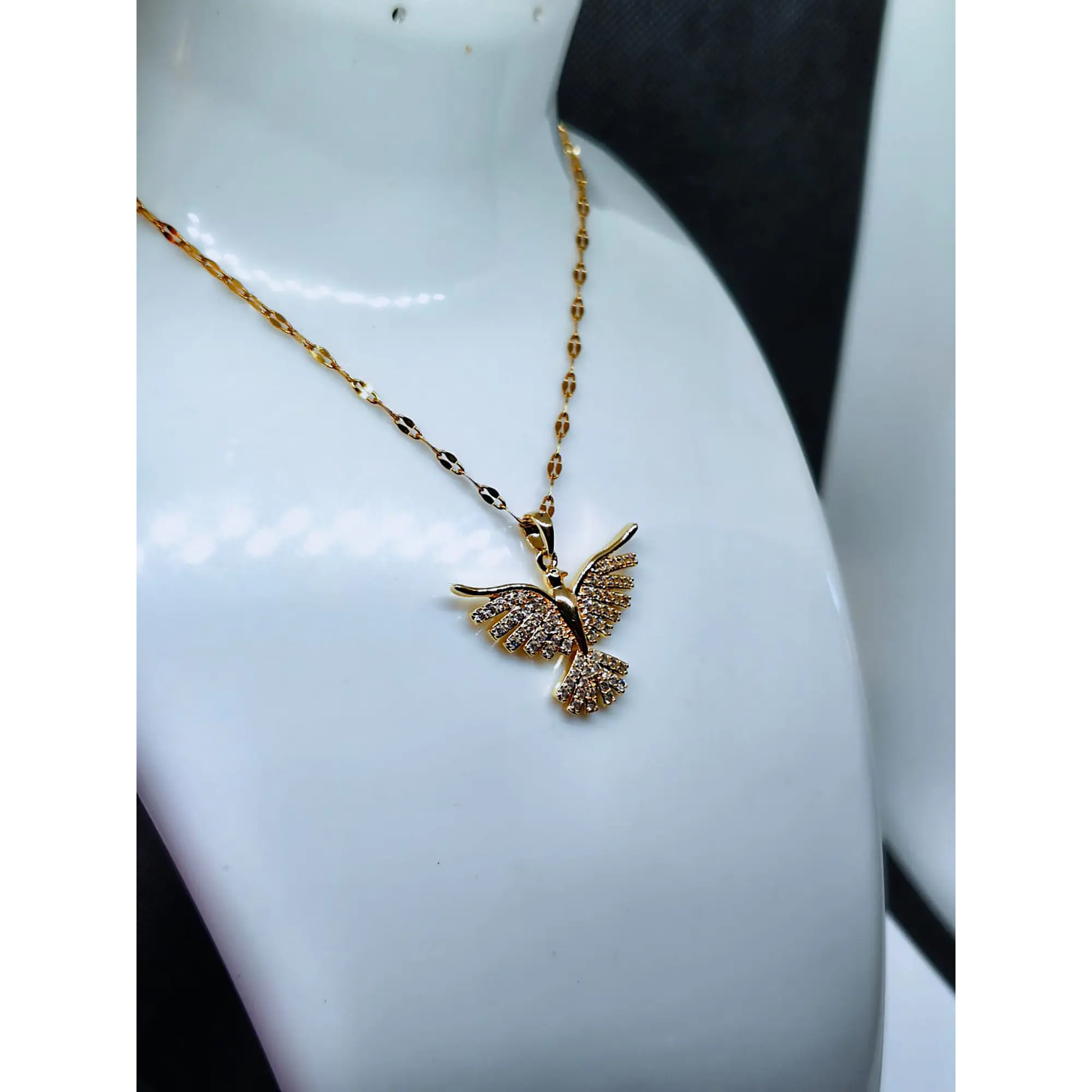 Colar Espírito Santo em Ouro (Pendente Ave Cravejado com Zircónias) 7