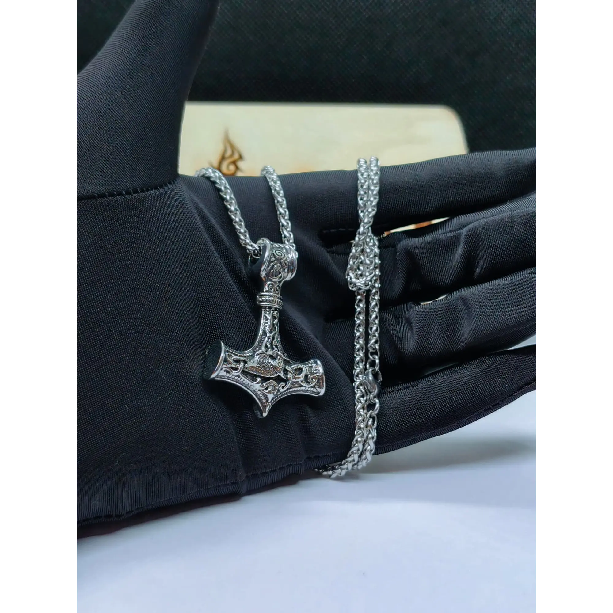 Viking chain with 316L stainless steel pendant - Model 4 5