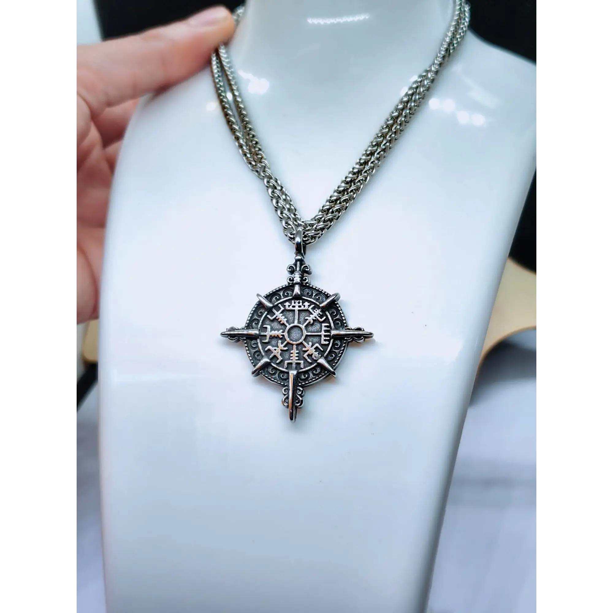 Viking chain with 316L stainless steel pendant - Model 8 2