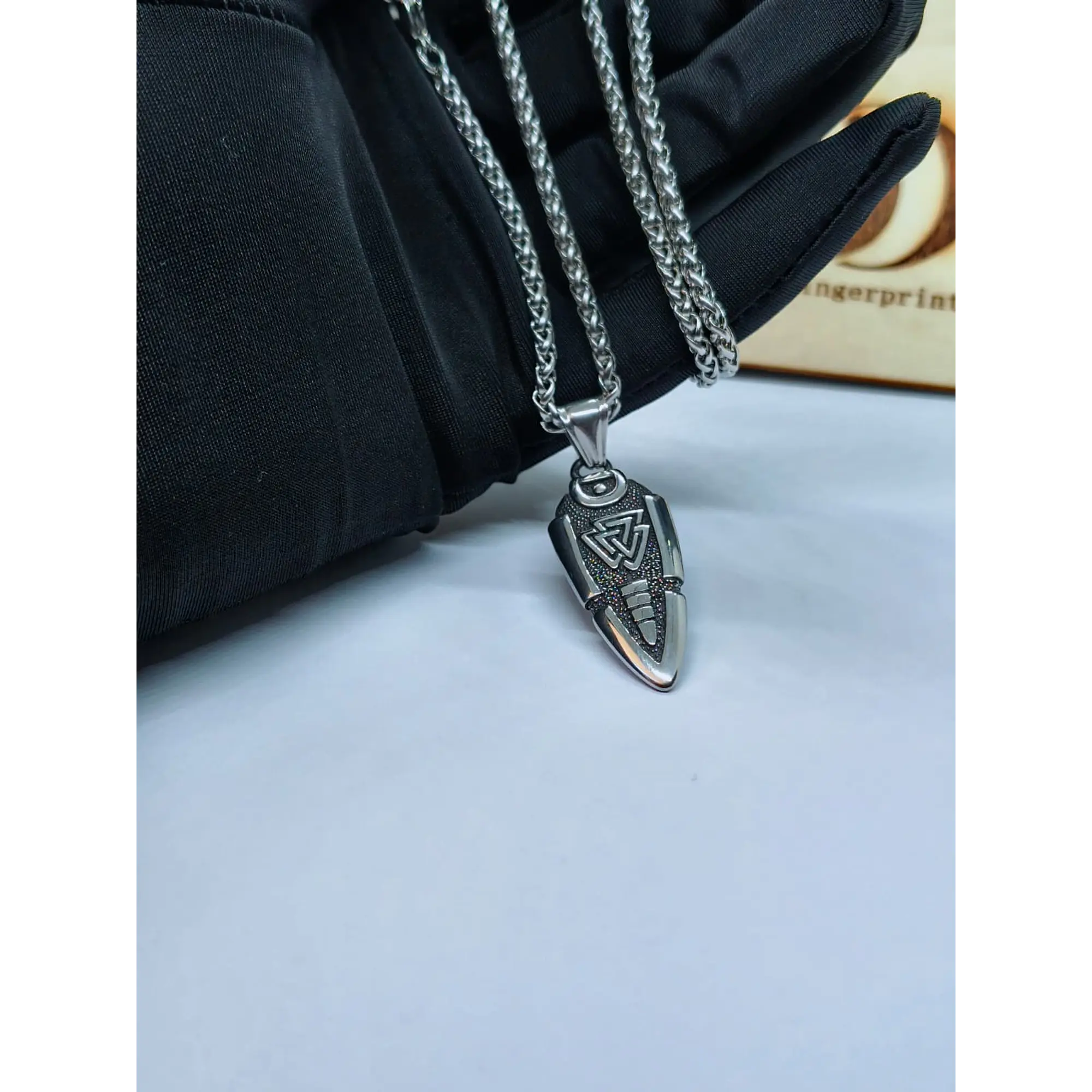 Viking chain with 316L stainless steel pendant - Model 9 7