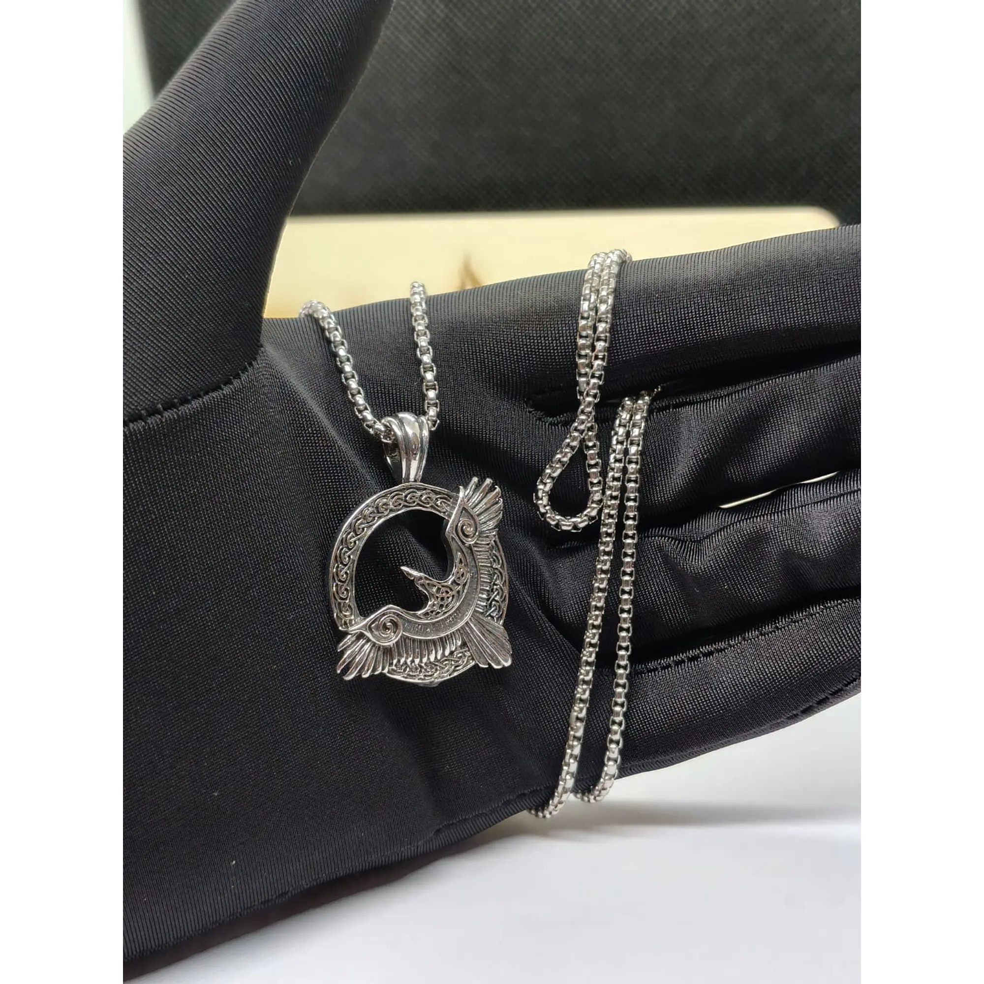 Freedom Viking chain with 316L stainless steel pendant - Model 10 2