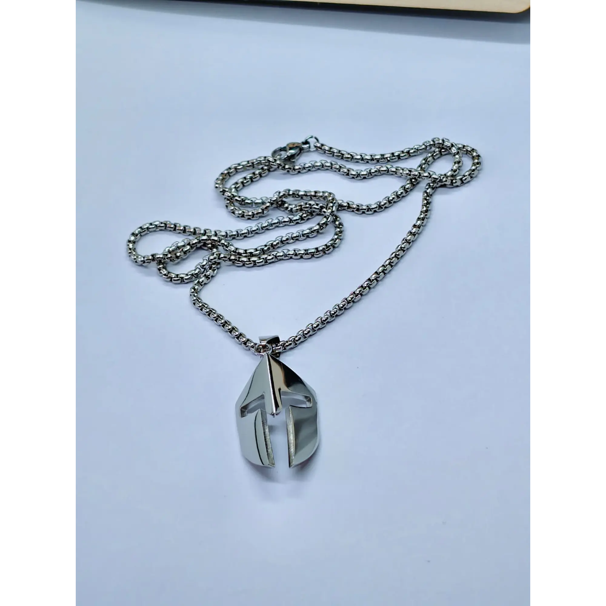 Chaîne spartiate avec pendentif en acier inoxydable 316L. 8