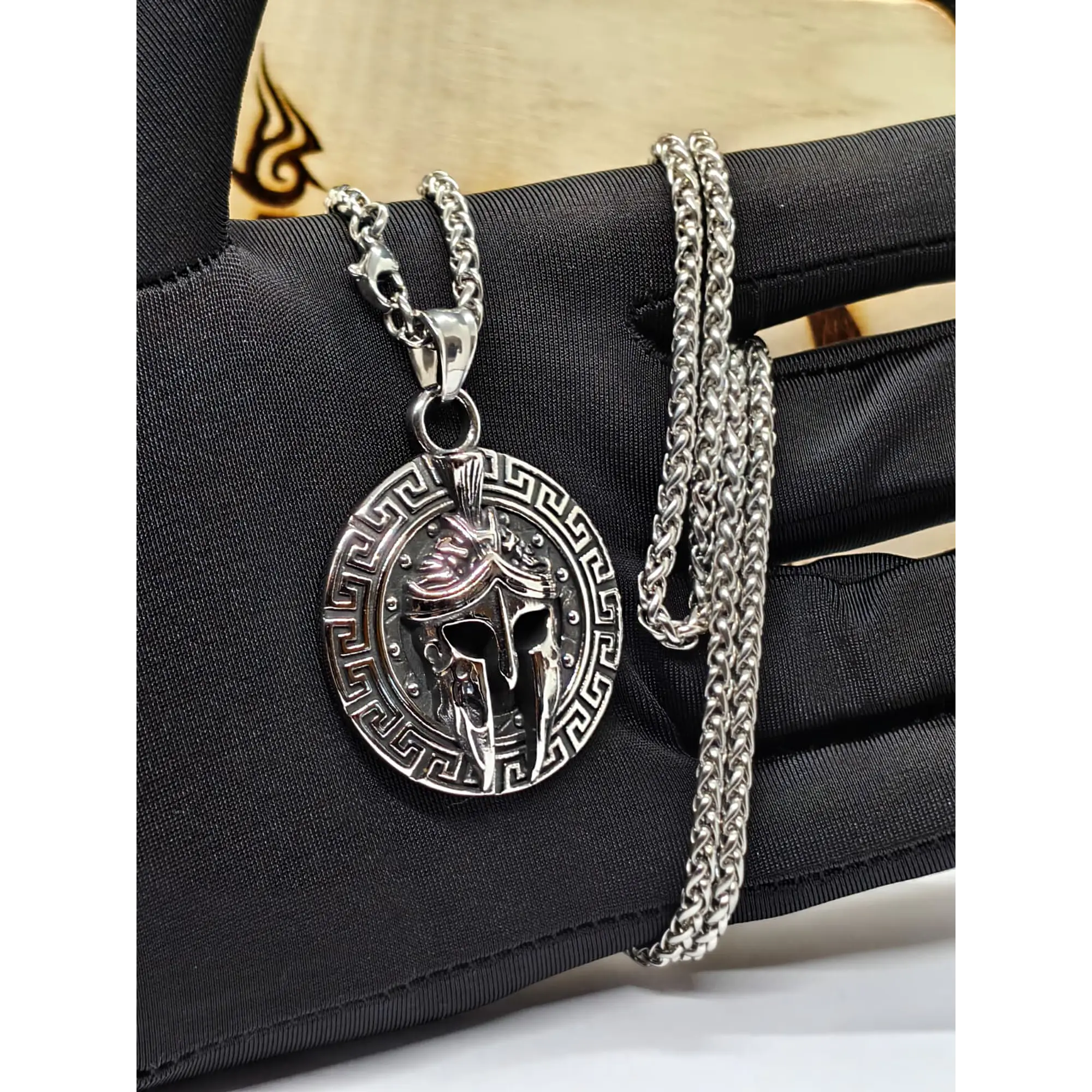Chaîne SPARTA avec pendentif en acier inoxydable 316L 2