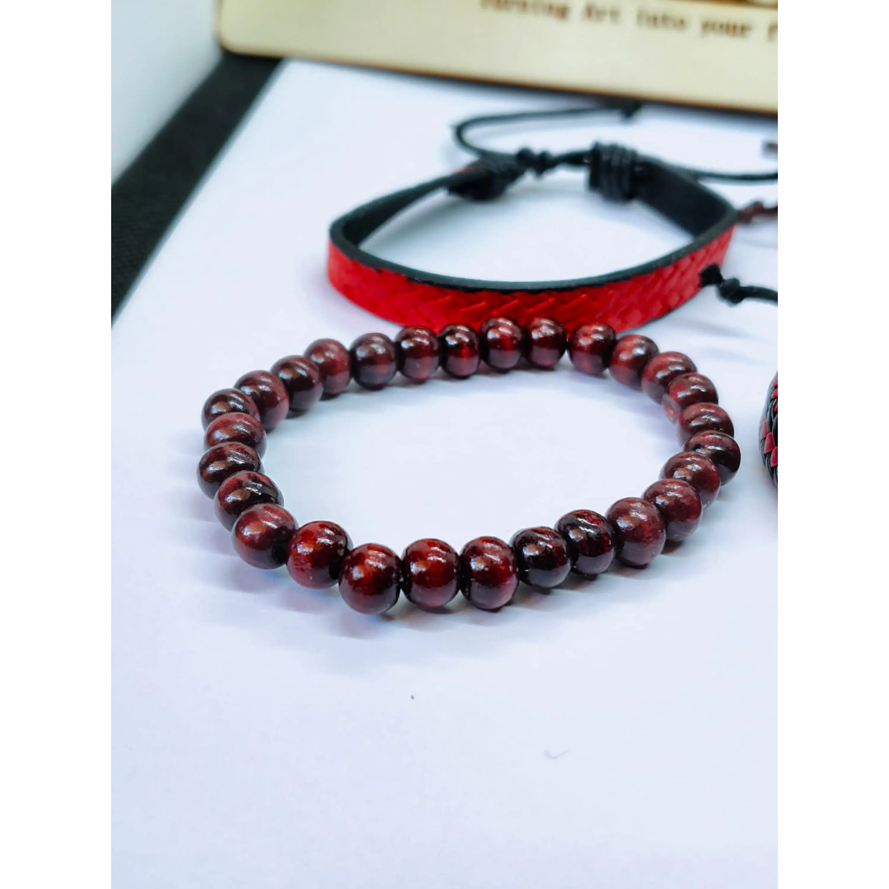 Conjunto de Pulseiras Artesanais – Vermelho e Preto (4 Unidades) 3