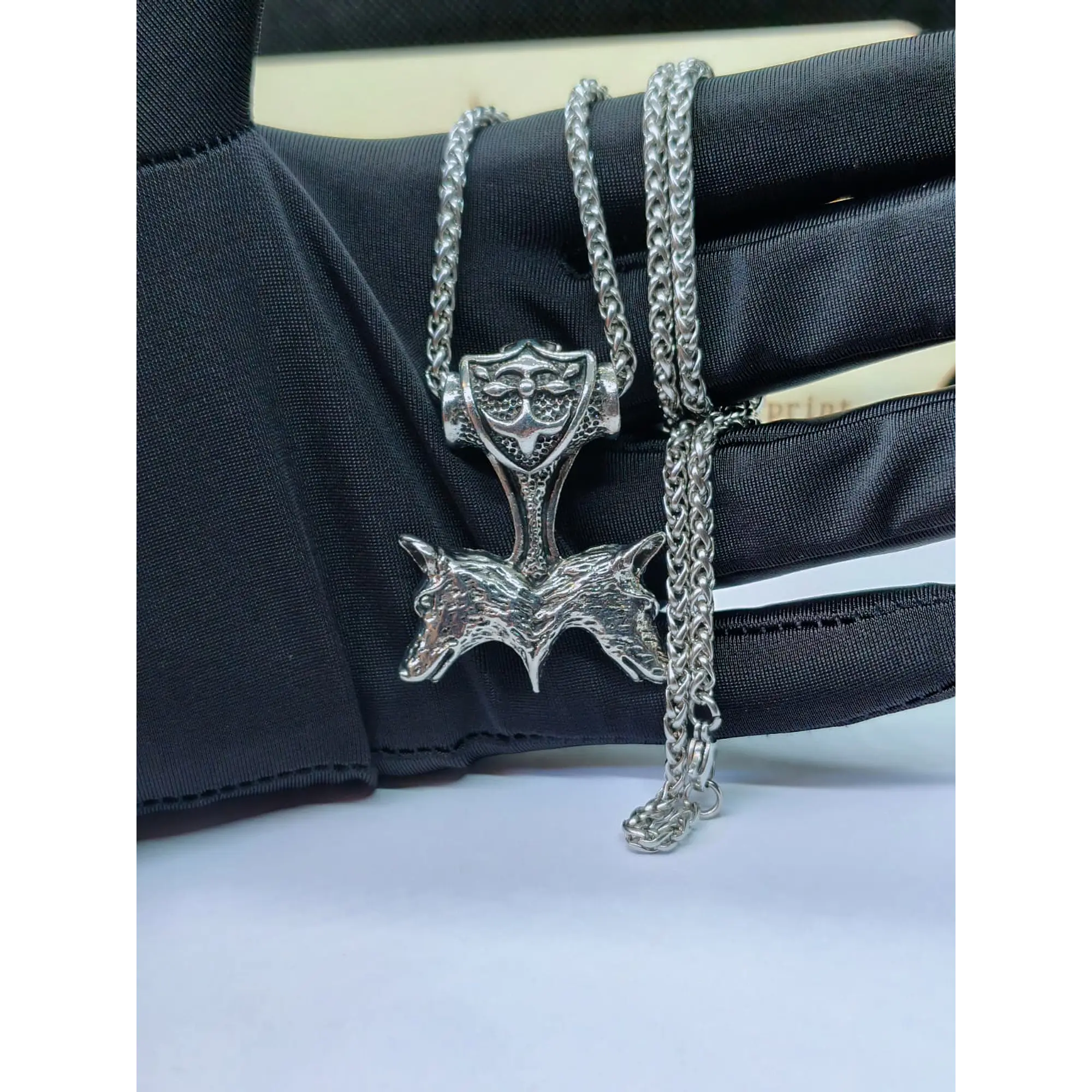 Colar Viking Mjölnir e Lobos – Corrente Espiga em Aço Prateado 6