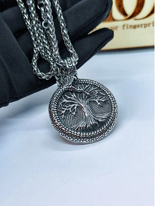 Colar Viking Masculino Pendente Sagrado Árvore da Vida e Vegvísir
