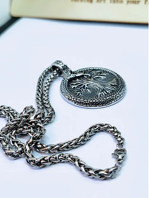 Colar Viking Masculino Pendente Sagrado Árvore da Vida e Vegvísir