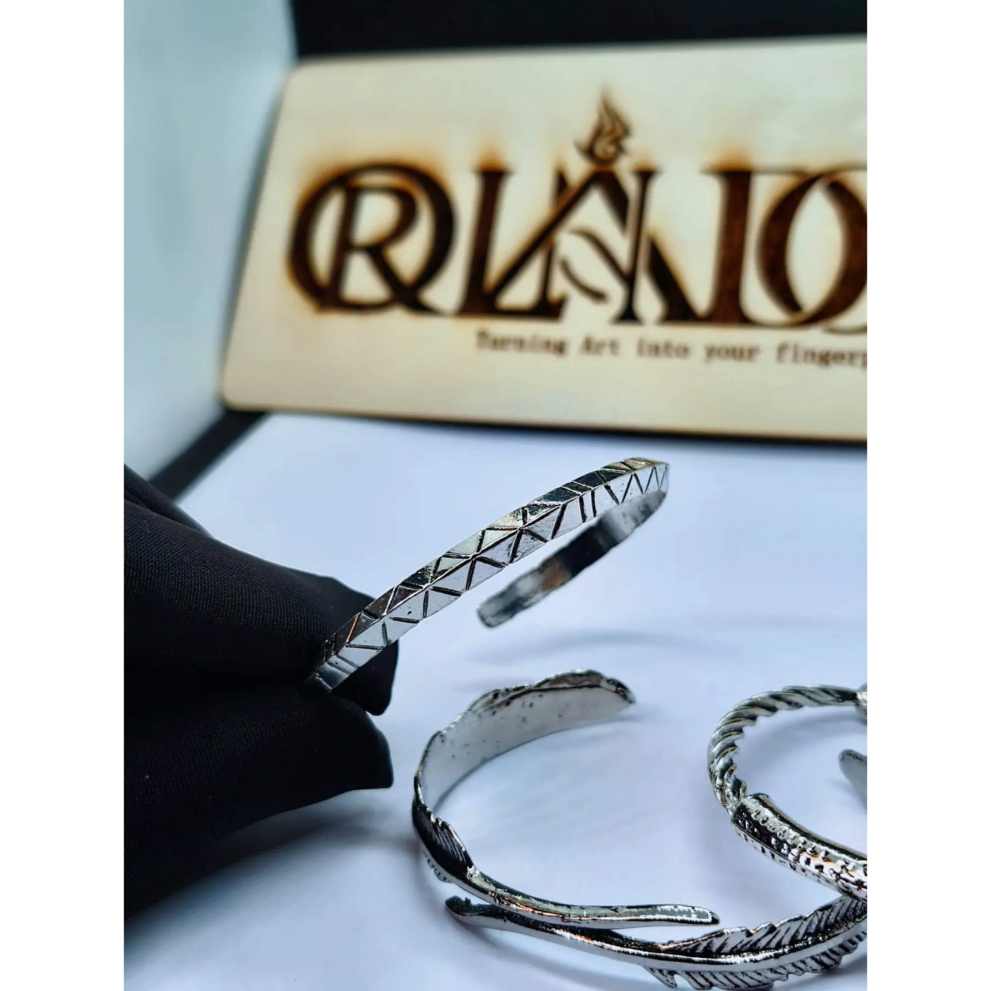 Conjunto de 3 Pulseiras Prateadas – Estilo Étnico e Boho 2