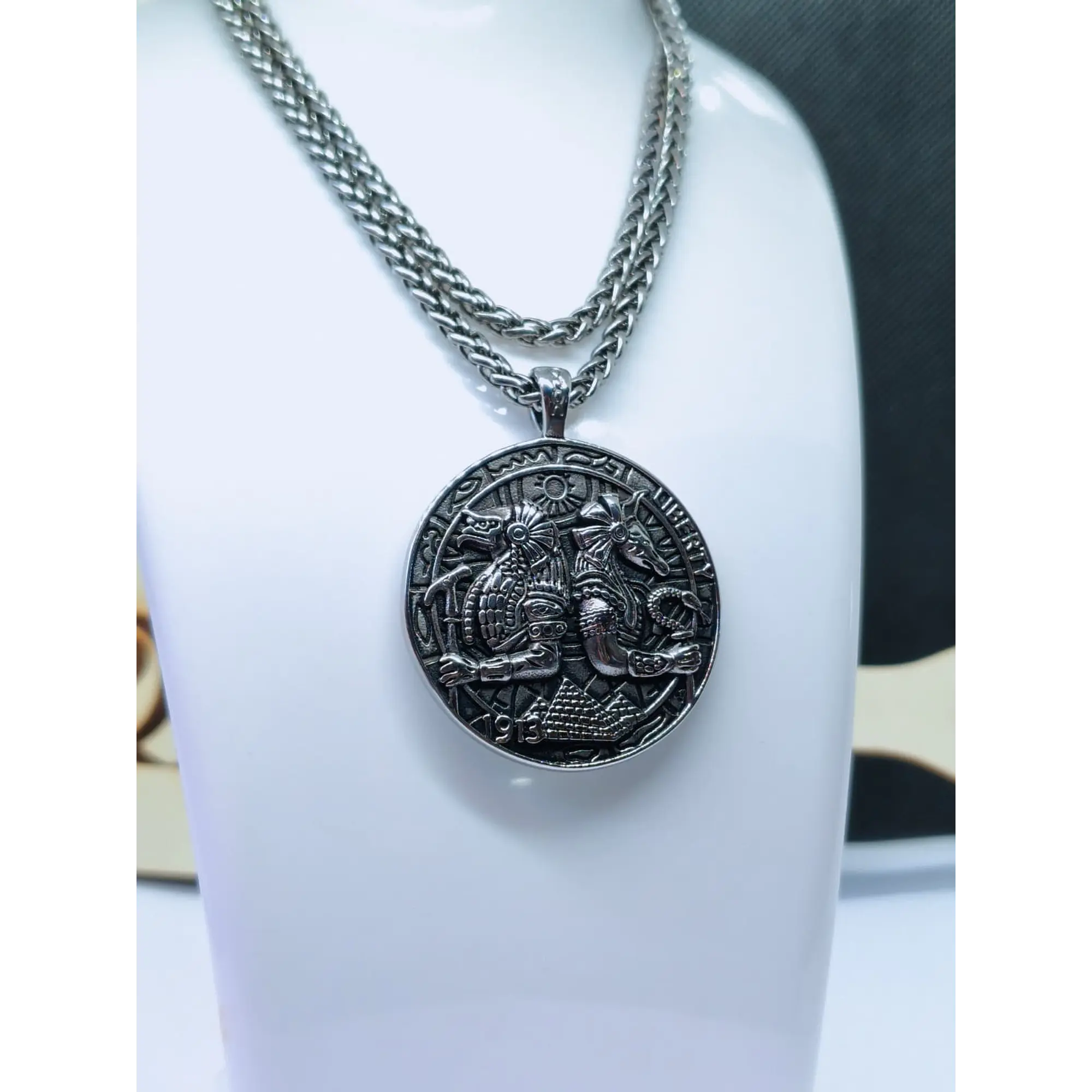 Medalha Mitologia Egípcia e Anunnaki – Prateado em Aço Inoxidável 6