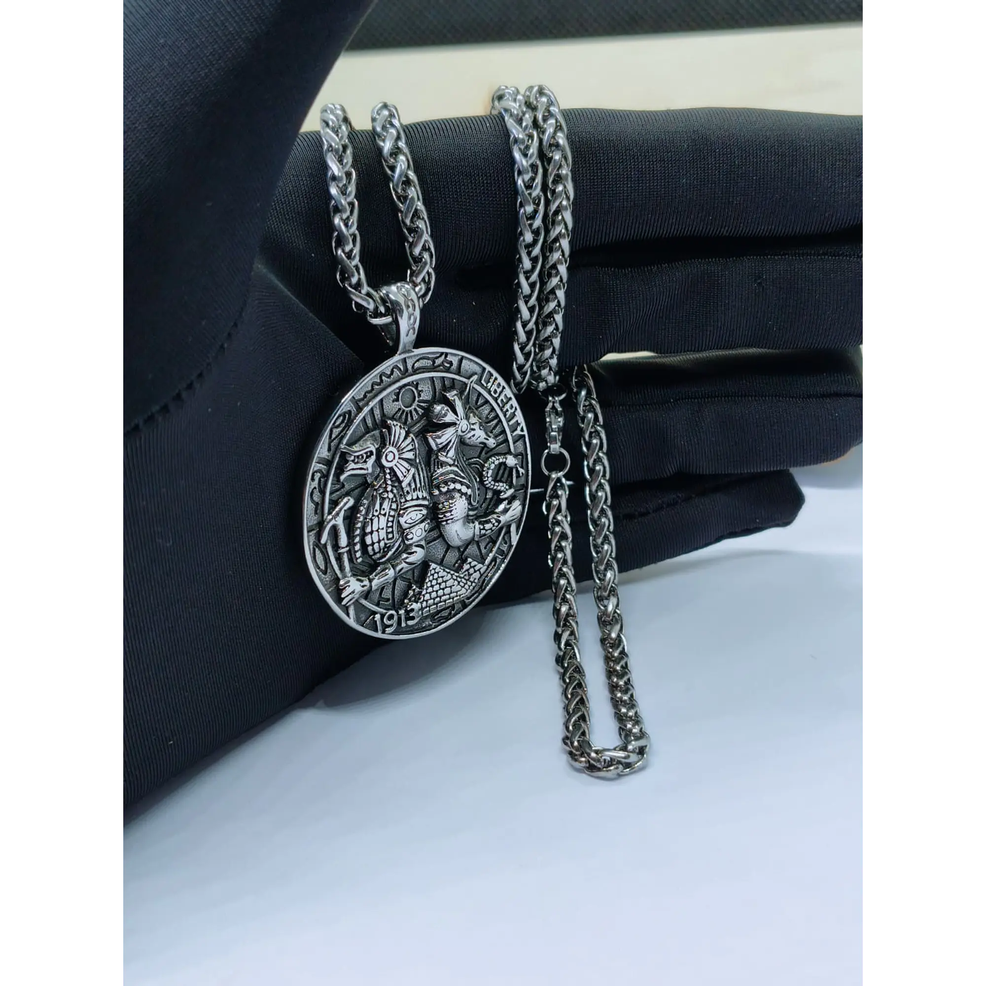 Medalha Mitologia Egípcia e Anunnaki – Prateado em Aço Inoxidável 3