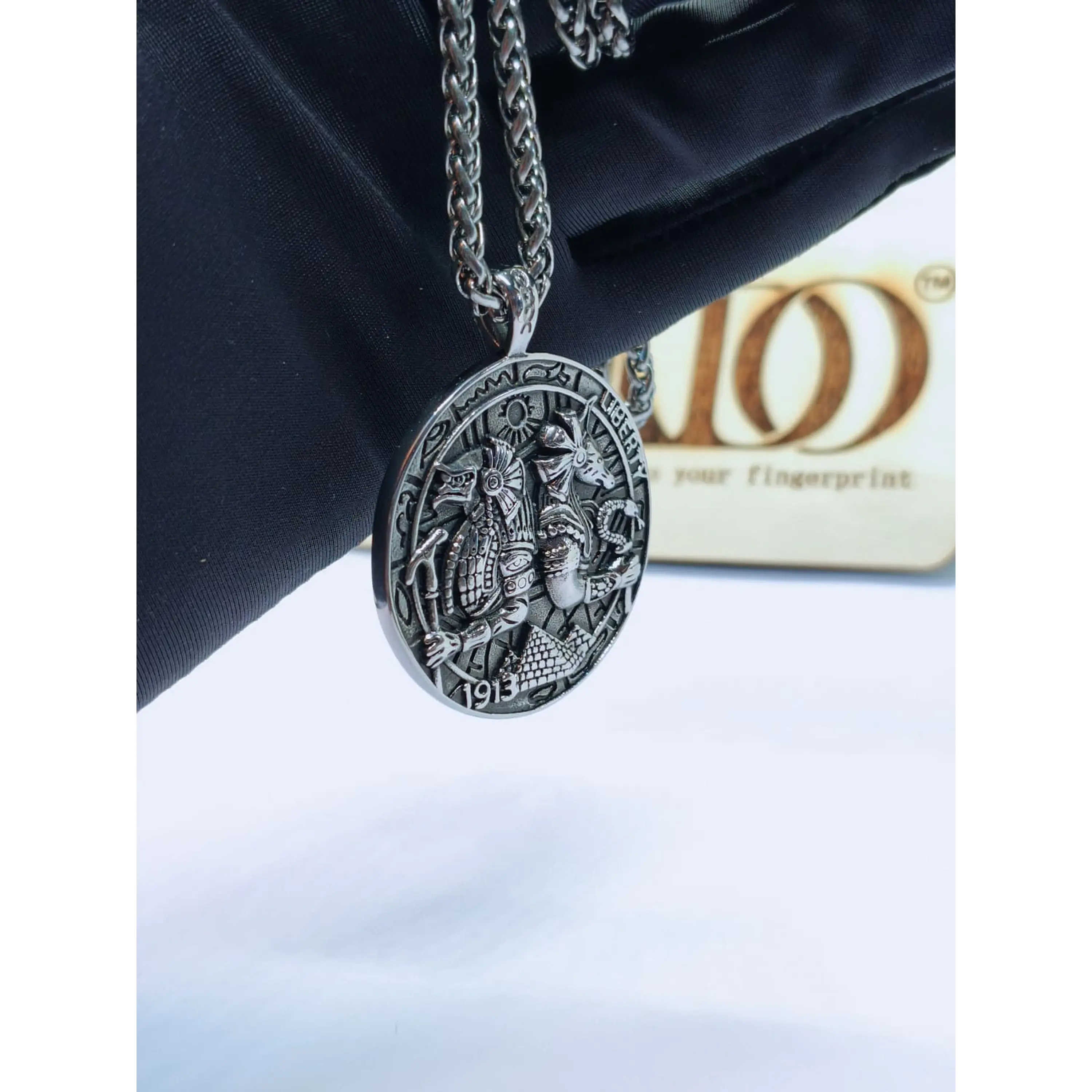 Medalha Mitologia Egípcia e Anunnaki – Prateado em Aço Inoxidável 5