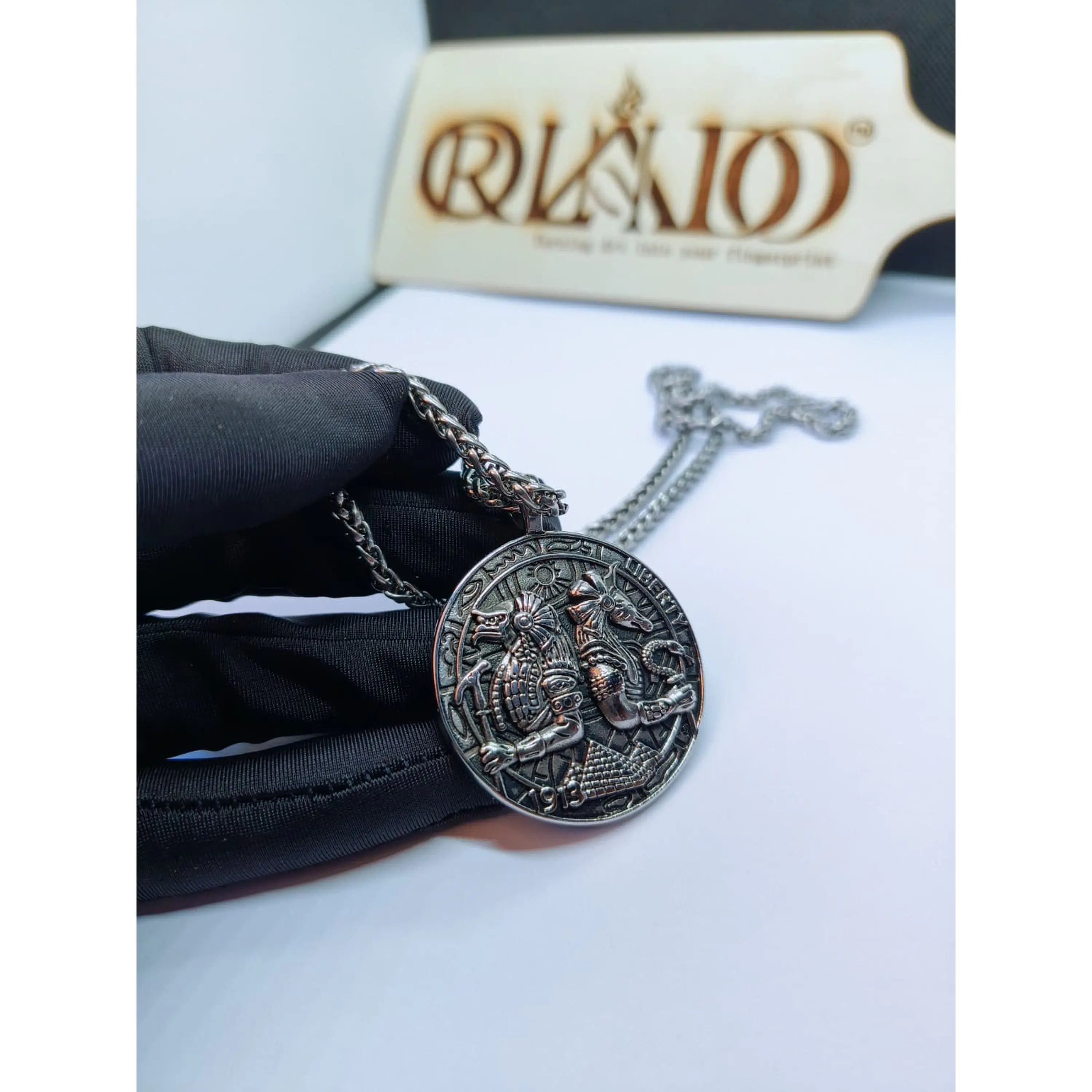Medalha Mitologia Egípcia e Anunnaki – Prateado em Aço Inoxidável 10