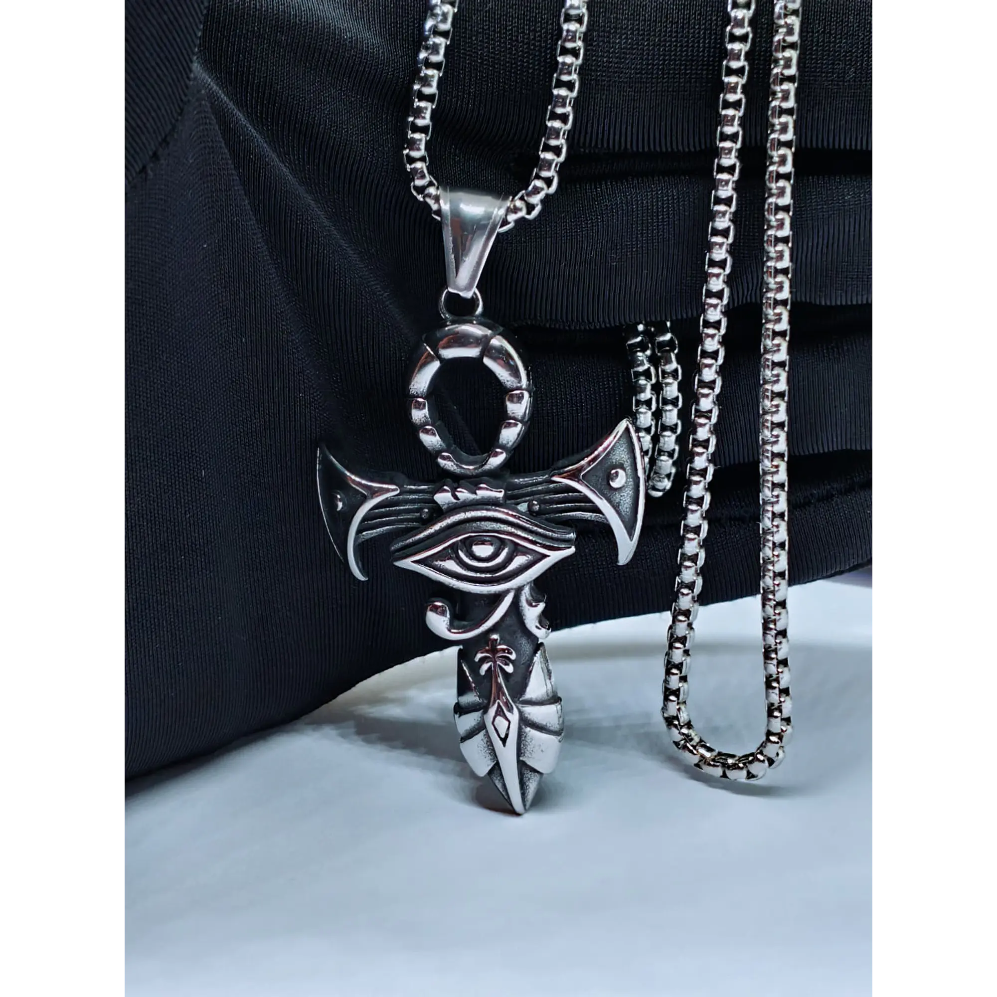 Colar Cruz Ankh com Olho de Hórus em Aço Inoxidável – Amuleto Egípcio 2