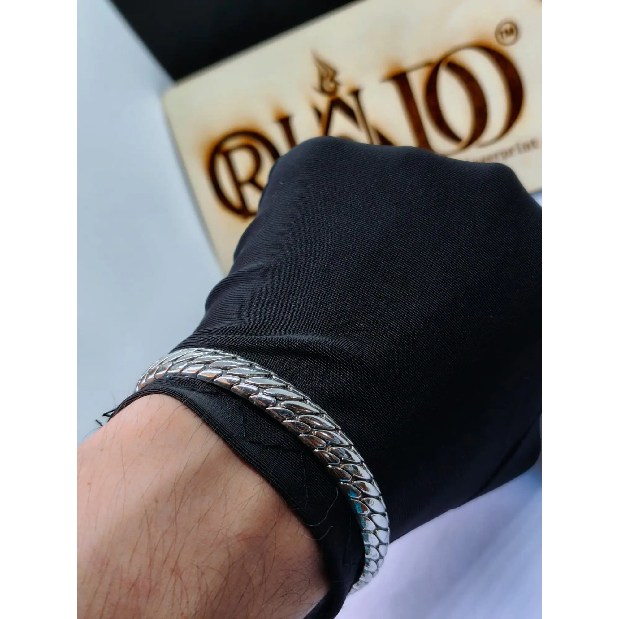 Bracelete Ajustável Trançada em Prateado 8