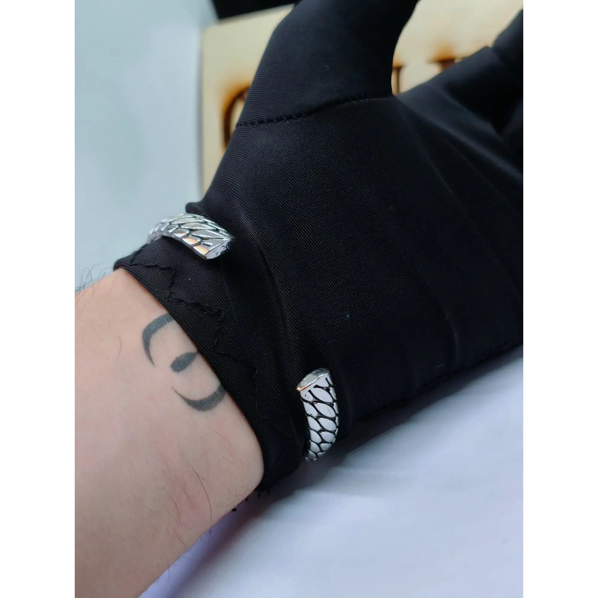 Bracelete Ajustável Trançada em Prateado 9